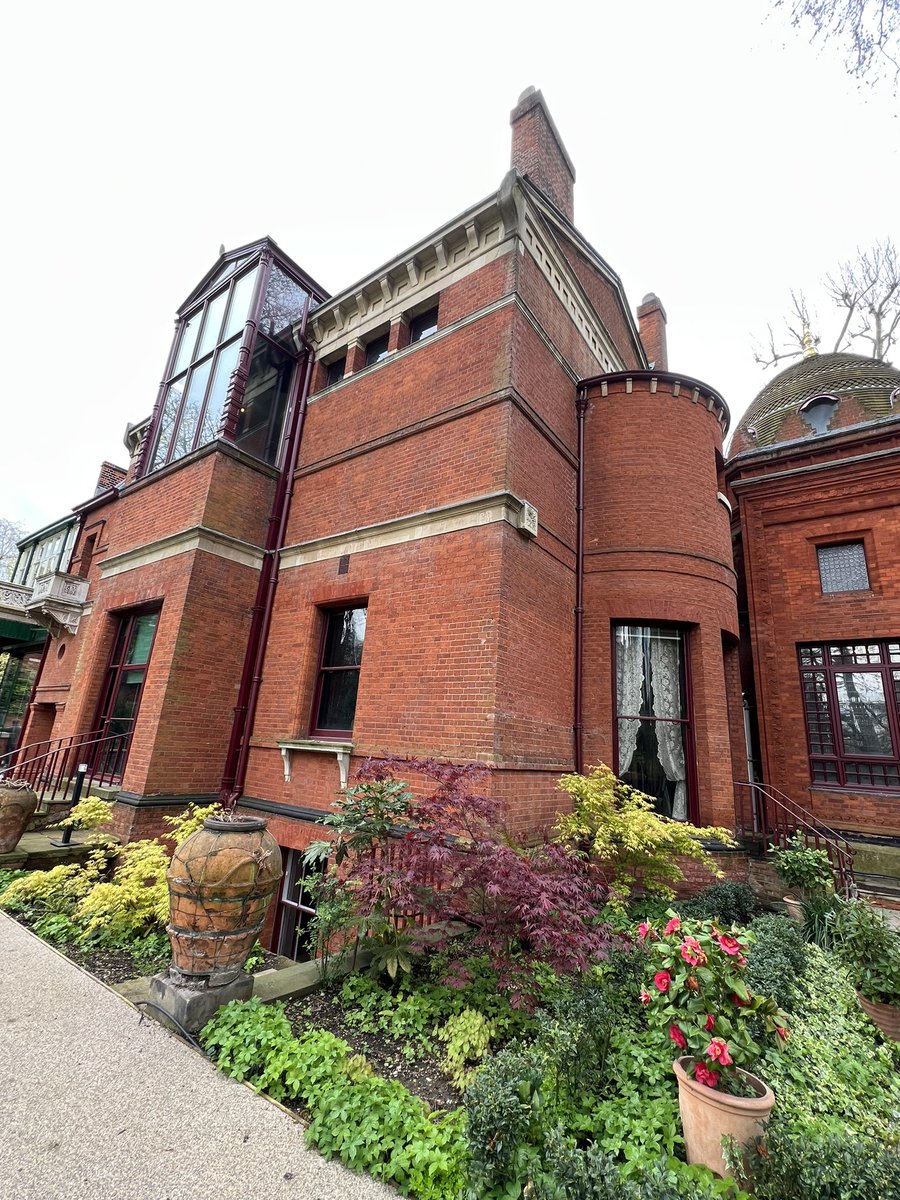 Fulham & Chelsea WI (@fulhamwi) on Twitter photo This #WorldArtDay a group of us are visiting <a href="/LeightonHouse_/">Leighton House and Sambourne House</a> the home of leading Victorian painter, Frederic Leighton. This #WorldArtDay a group of us are visiting <a href="/LeightonHouse_/">Leighton House and Sambourne House</a> the home of leading Victorian painter, Frederic Leighton.