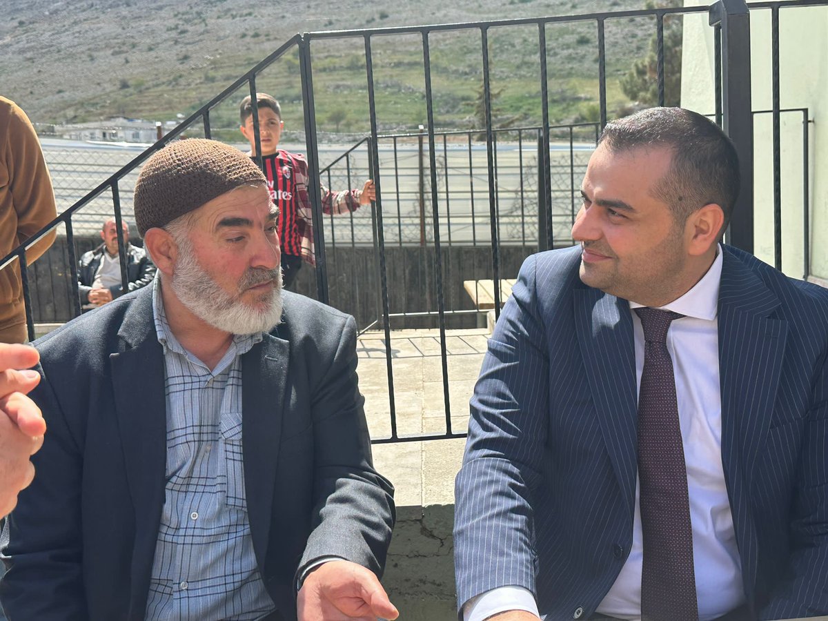 korkmaz_ab's tweet photo. 📍Işıklı Mahallesi

Bu millet bir olursa aşamayacağı engel yok..!

Engelleri beraber aşmaya, her koşulda bir olmaya niyetlendiğimizi Işıklı Mahallesi sakinlerimize belirttik ve istişarelerde bulunduk.

@abdulhamitgul 
#DoğrusuAKParti
#TürkiyeYüzyılı https://t.co/B7nJJSfoaE
