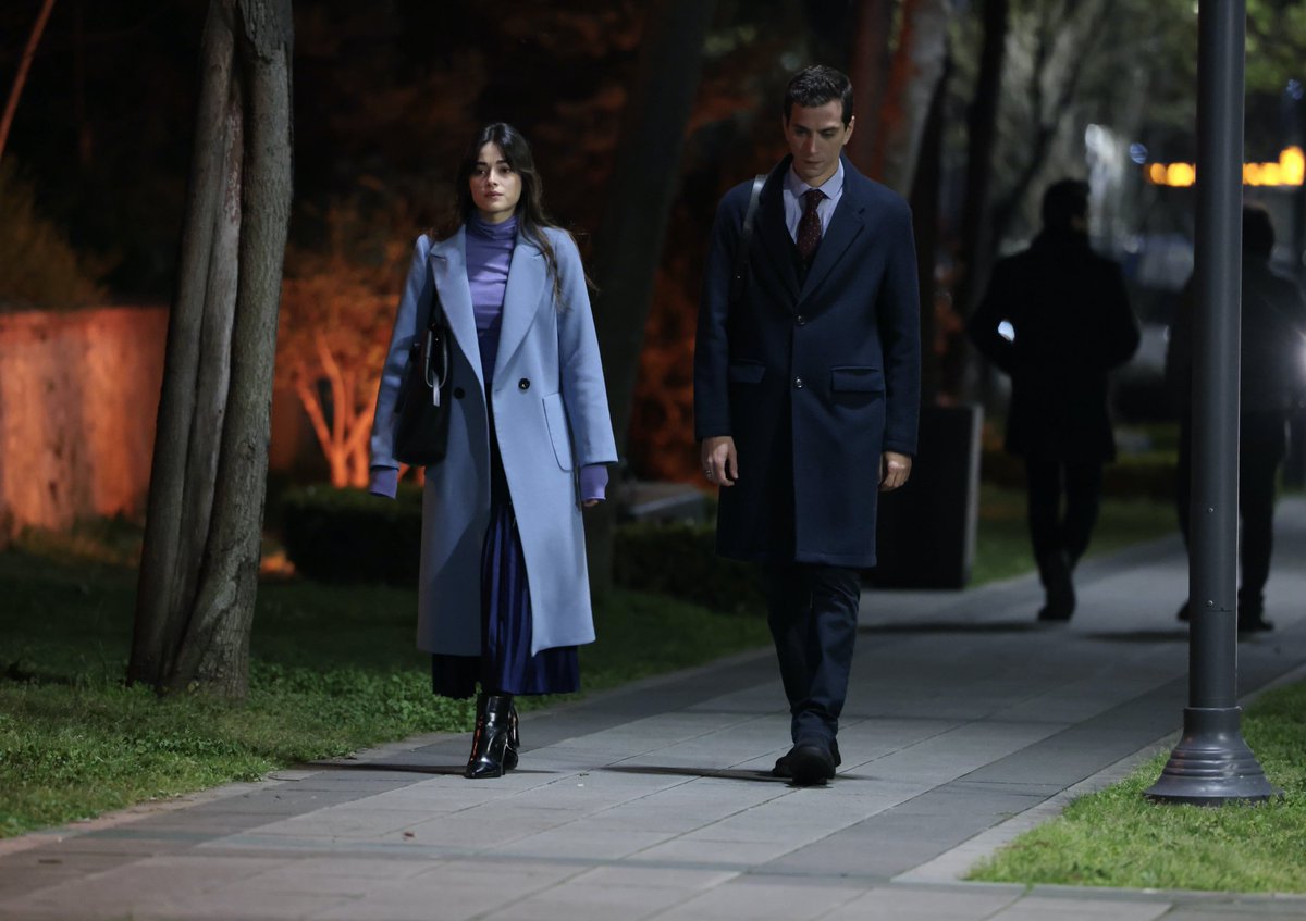 Rien ne va plus ☀️️ fan account on Twitter "I need the decent plot translation as soon as