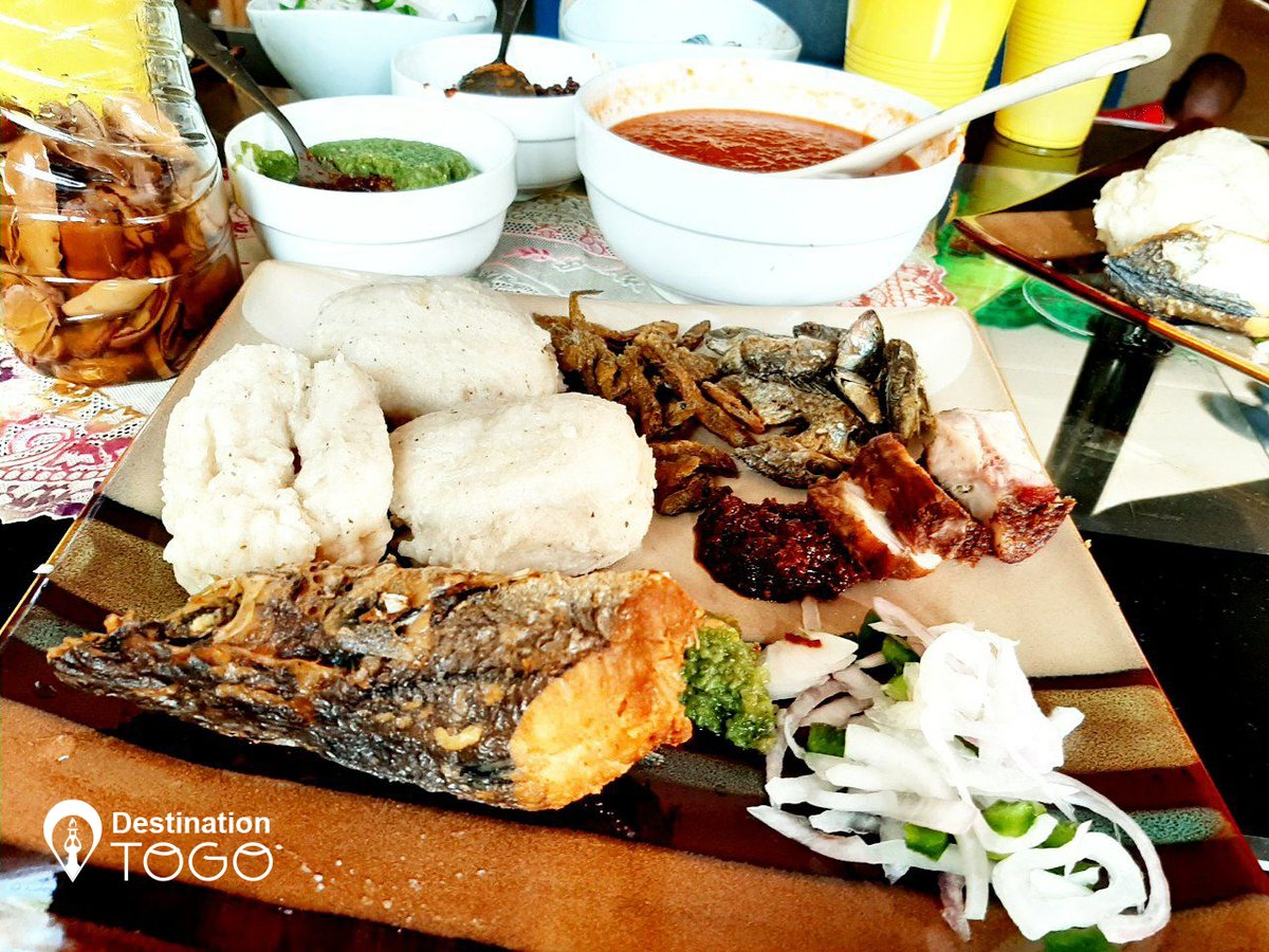 TogoDestination's tweet photo. Voyagez en saveurs ce weekend avec notre plat coup de cœur ! 🇹🇬🍴
Comment appelle-t-on ce plat dans votre pays?😎
PS: #Khom🤤
#DestinationTogo #WeekendGourmand #AgenceDeVoyage #MiamMiam #TgTwittos https://t.co/WzhtIZkc2y