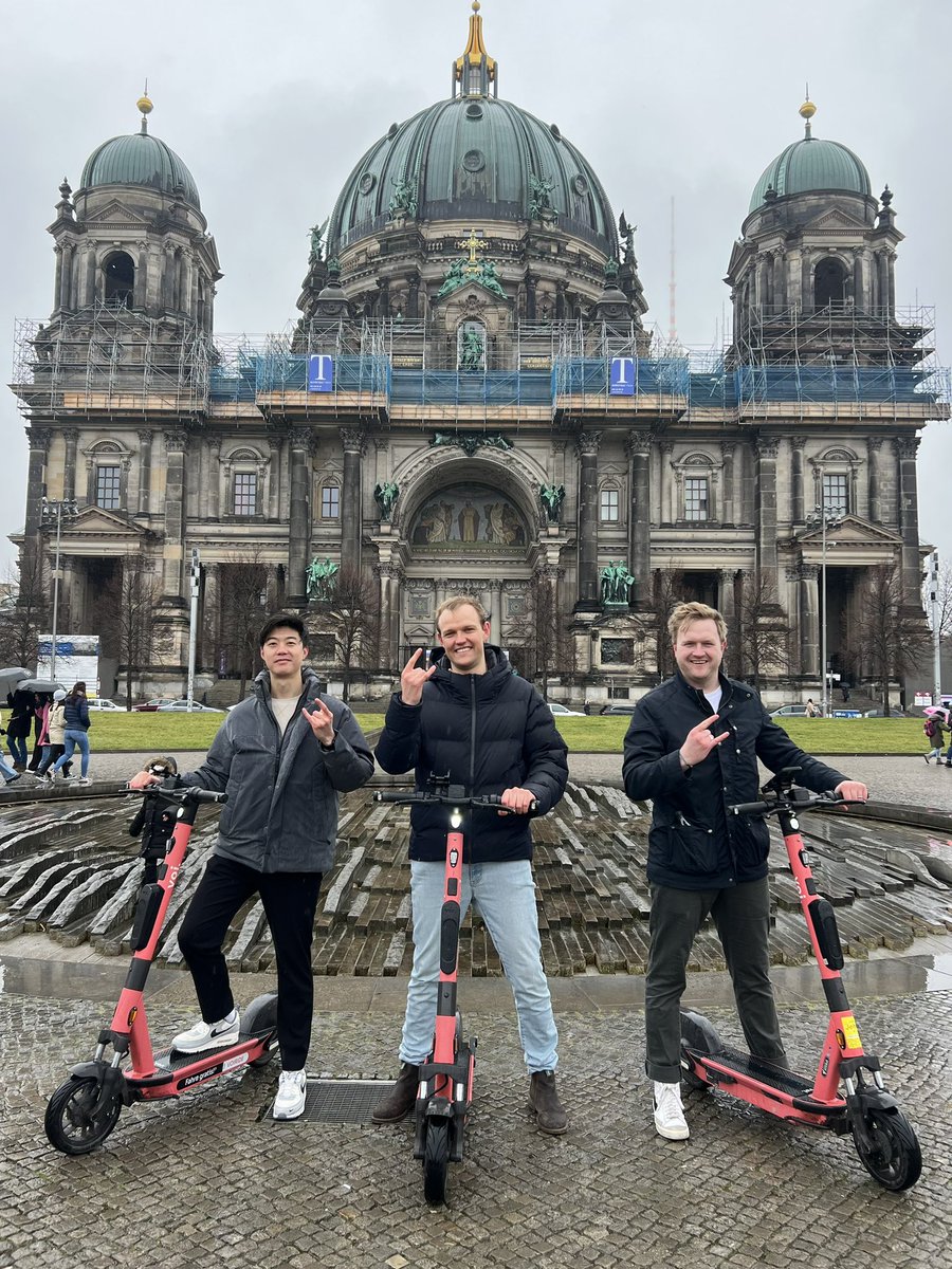 Benjamin Yang tweet media