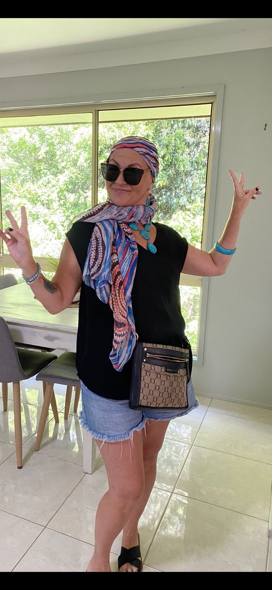 pamelarichards1's tweet photo. Who said bald is boring!! #Fuckcancer https://t.co/BNgc30f1AZ