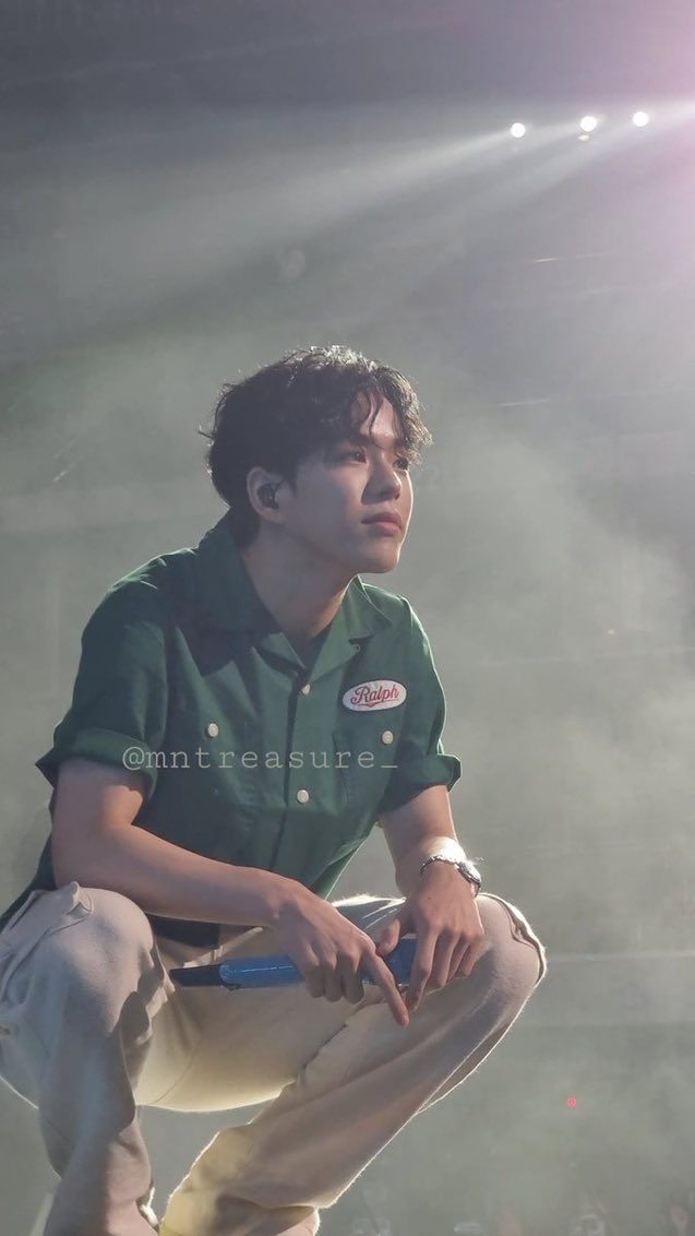 NO WAY HE'S REAL

#YOONJAEHYUK #윤재혁 <a href="/treasuremembers/">TREASURE</a>