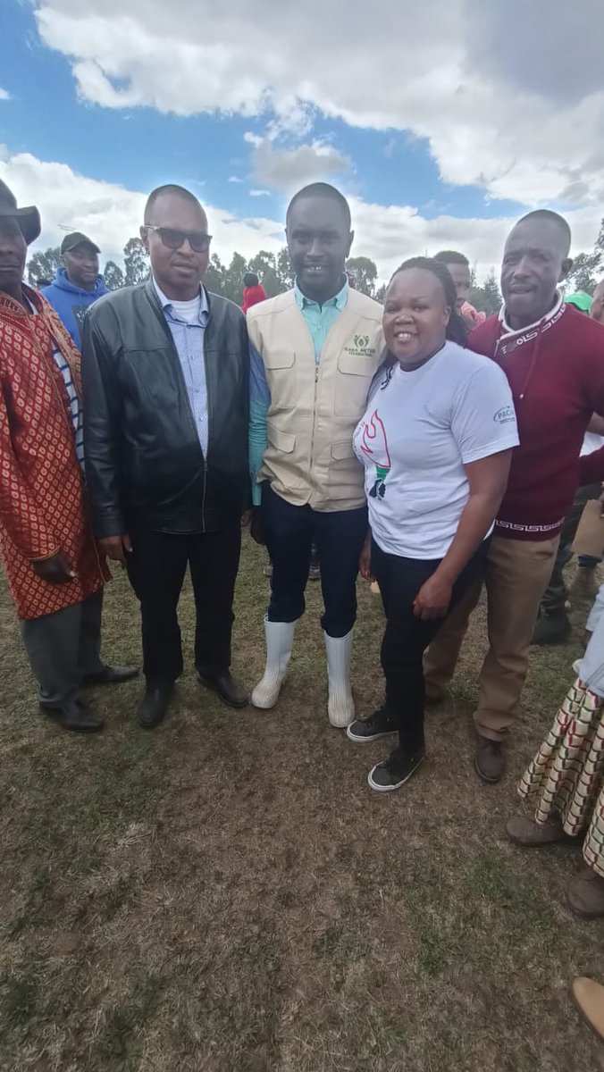 KPCGKenya's tweet photo. Today KPCG  team joined  @rigathi  DP and the young Paliamerians Association through @methumuhia   Foundation in Nyandarua County to sensitize the public on the importance of conservation of Lake Olbolsat.#PACJA #letsdance #PakvsNz #Kpcg #Climateaction #climatejustice https://t.co/s3sOBUm1Cp