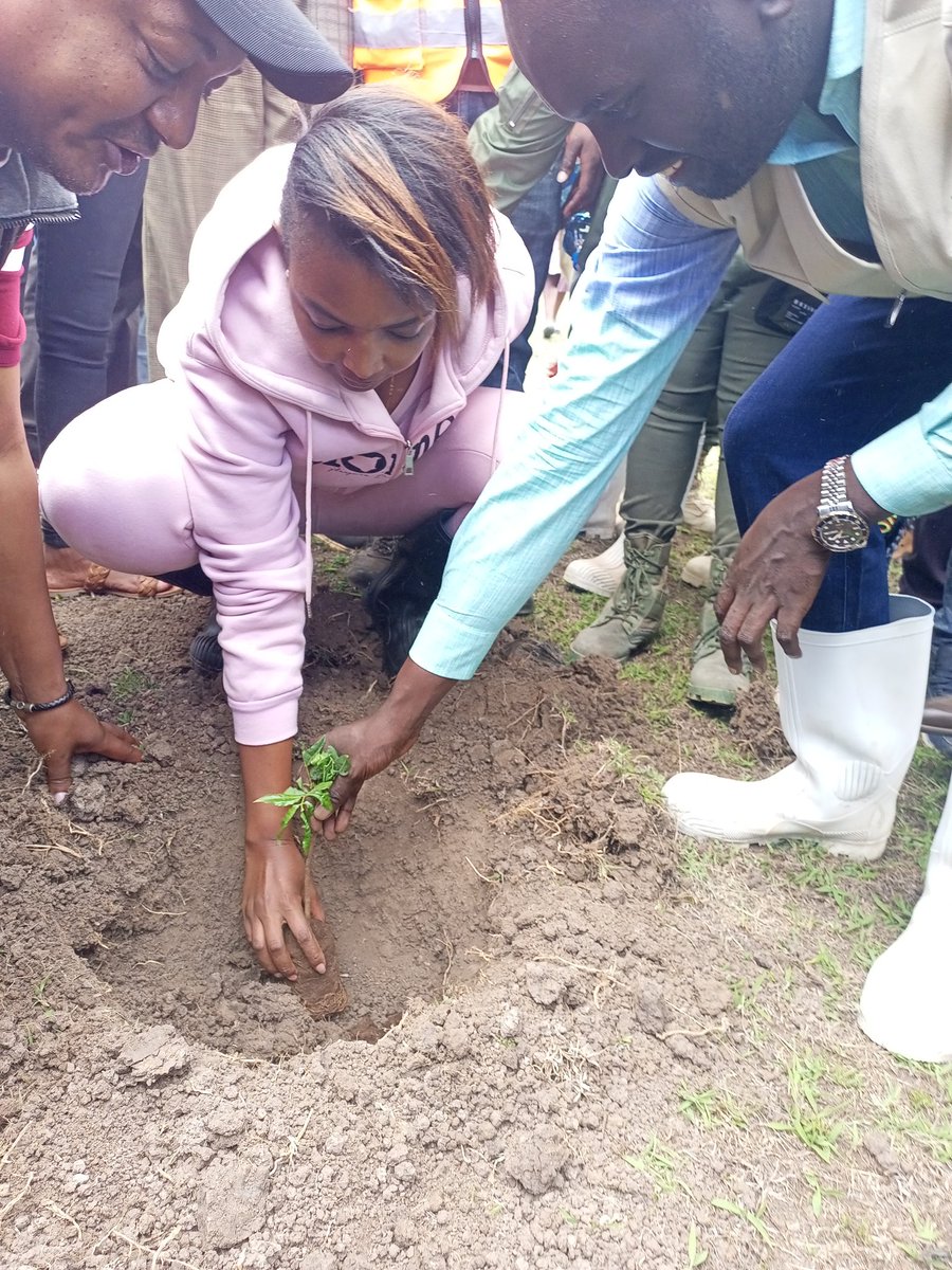 Today KPCG  team joined  <a href="/rigathi/">Rigathi Gachagua</a>  DP and the young Paliamerians Association through <a href="/methumuhia/">Sen. Methu Muhia</a>   Foundation in Nyandarua County to sensitize the public on the importance of conservation of Lake Olbolsat.#PACJA #letsdance #PakvsNz #Kpcg #Climateaction #climatejustice