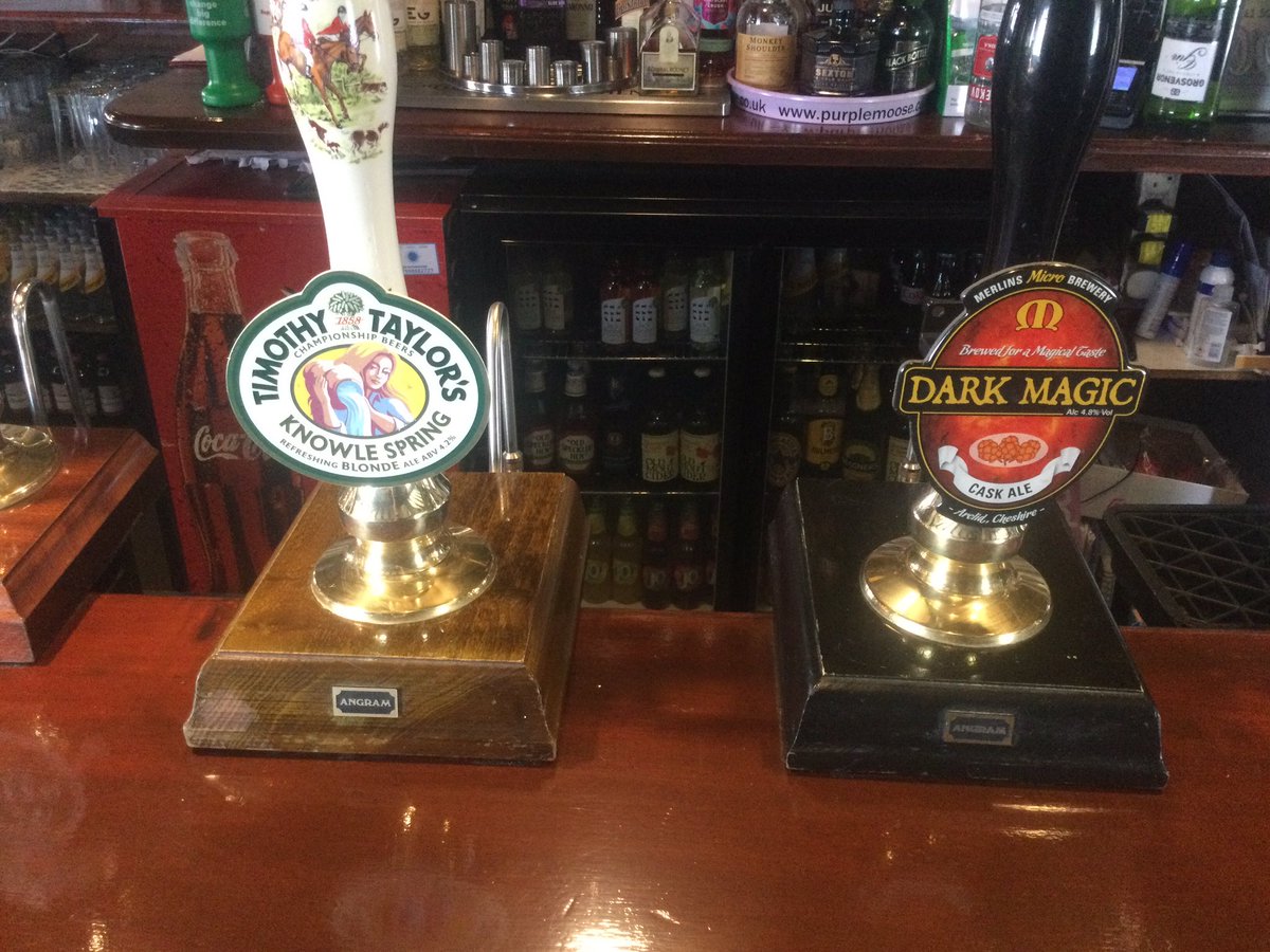 Olde cottage tweet media