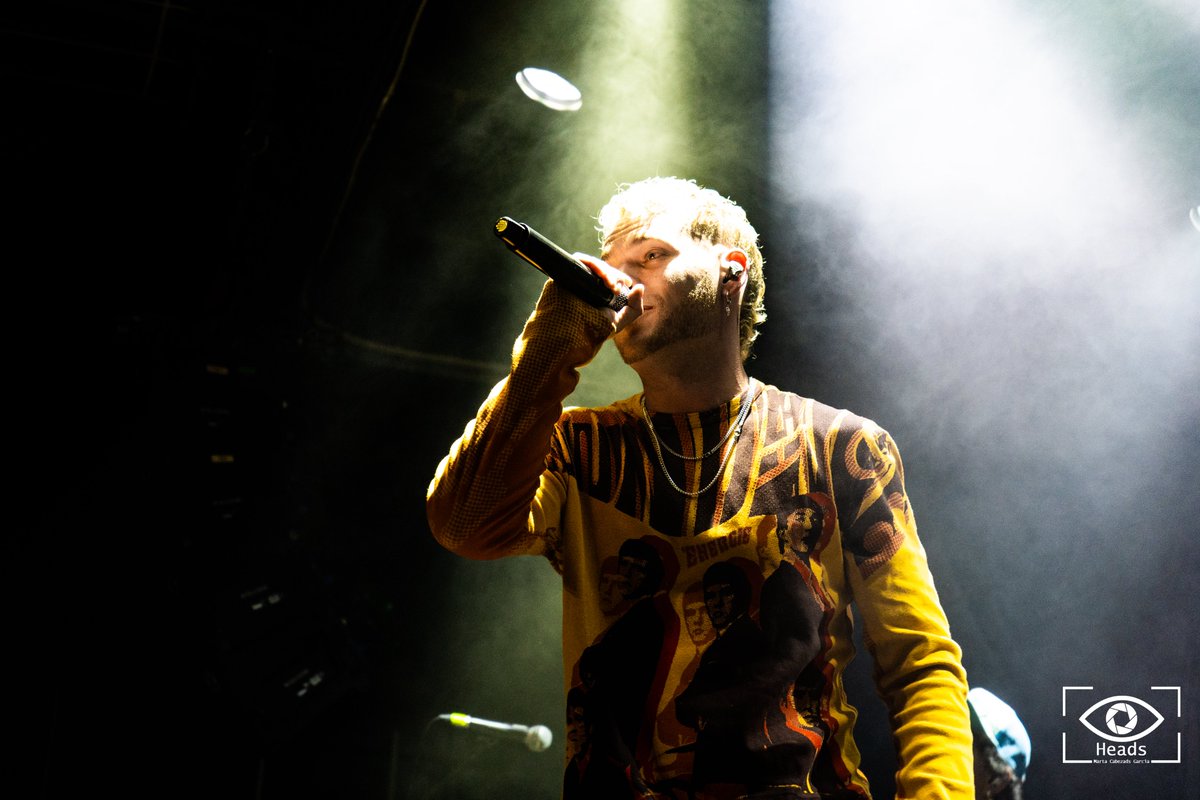 LiveMusicRadar_'s tweet photo. ¡Y aquí más fotos del concierto! 

⚡️ Qué ganas de gira, de festivales y de su gran concierto en el @WiZinkCenter el 23/2 ⚡️

#Hens #LiveMusicRadar 

📷 @MartaHeads https://t.co/ZF5Oa1TOK7