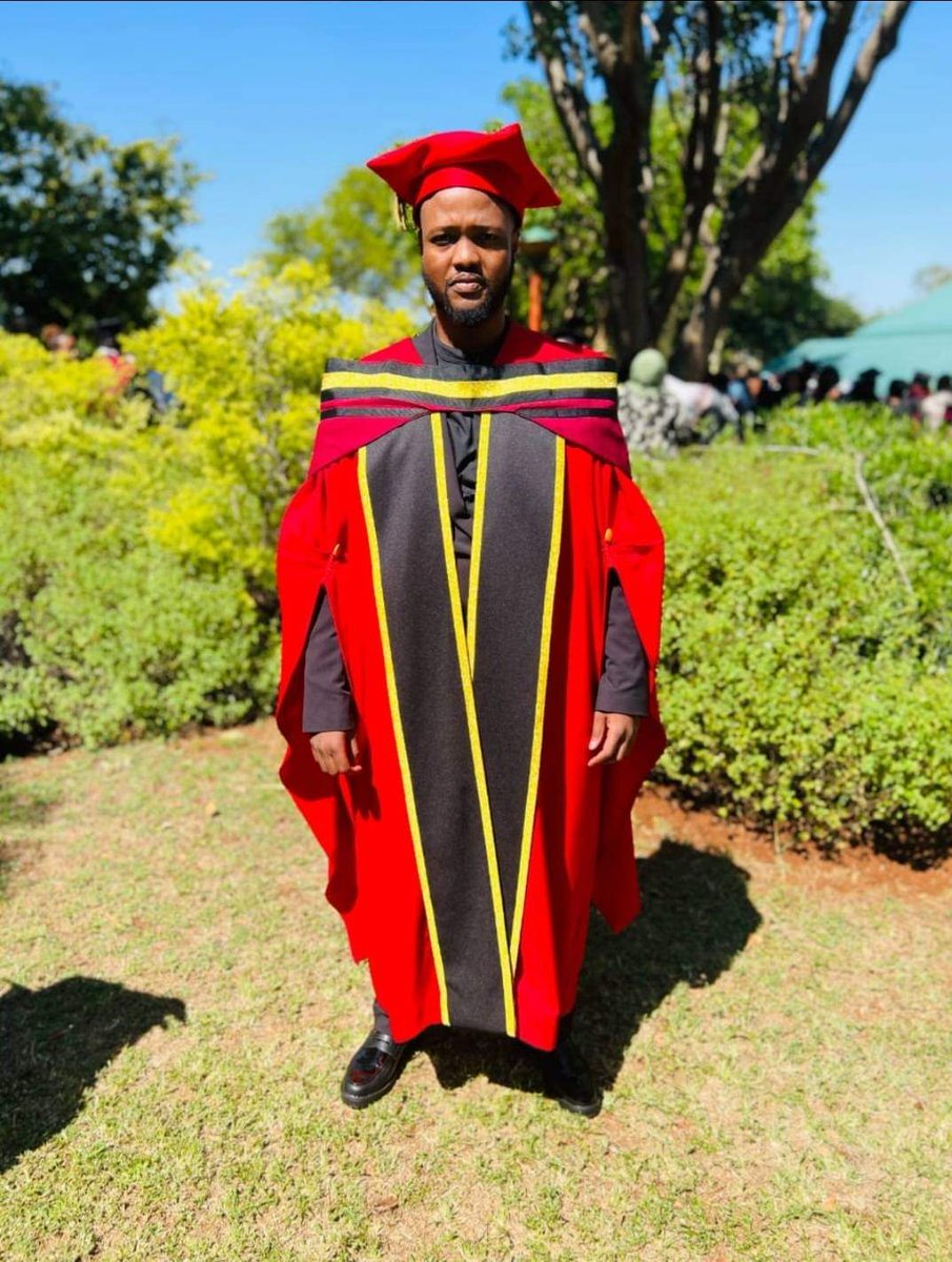 Bua_News's tweet image. Hey TUT Fam!
Congrats to Dr Kagiso Nicholas Tlou who bagged a Doctoral Degree(PhD) in Policing.👏🏼🎉

His Thesis entitled "Development of a model based on stakeholders' perception of and response on reported cases on Gender-Based Violence and Femicide, in selected TUT Campuses."