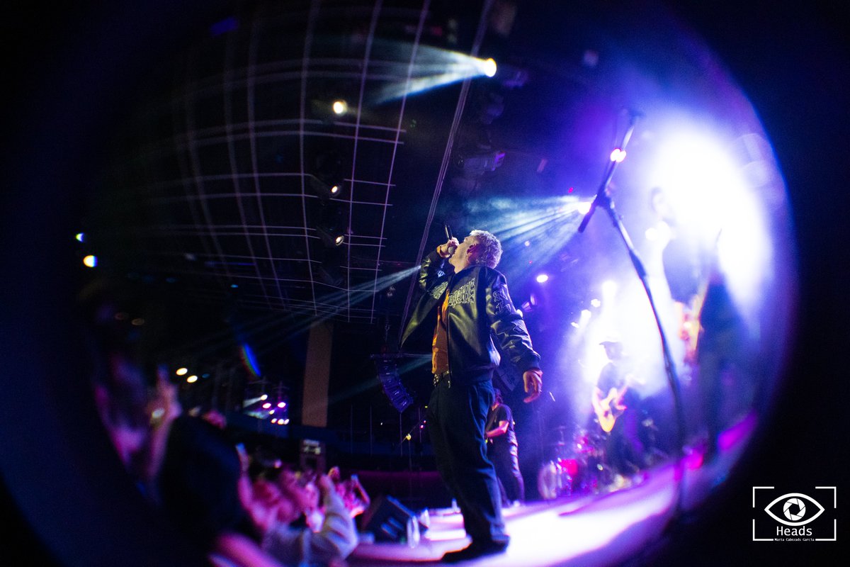 LiveMusicRadar_'s tweet photo. ¡Y aquí más fotos del concierto! 

⚡️ Qué ganas de gira, de festivales y de su gran concierto en el @WiZinkCenter el 23/2 ⚡️

#Hens #LiveMusicRadar 

📷 @MartaHeads https://t.co/ZF5Oa1TOK7