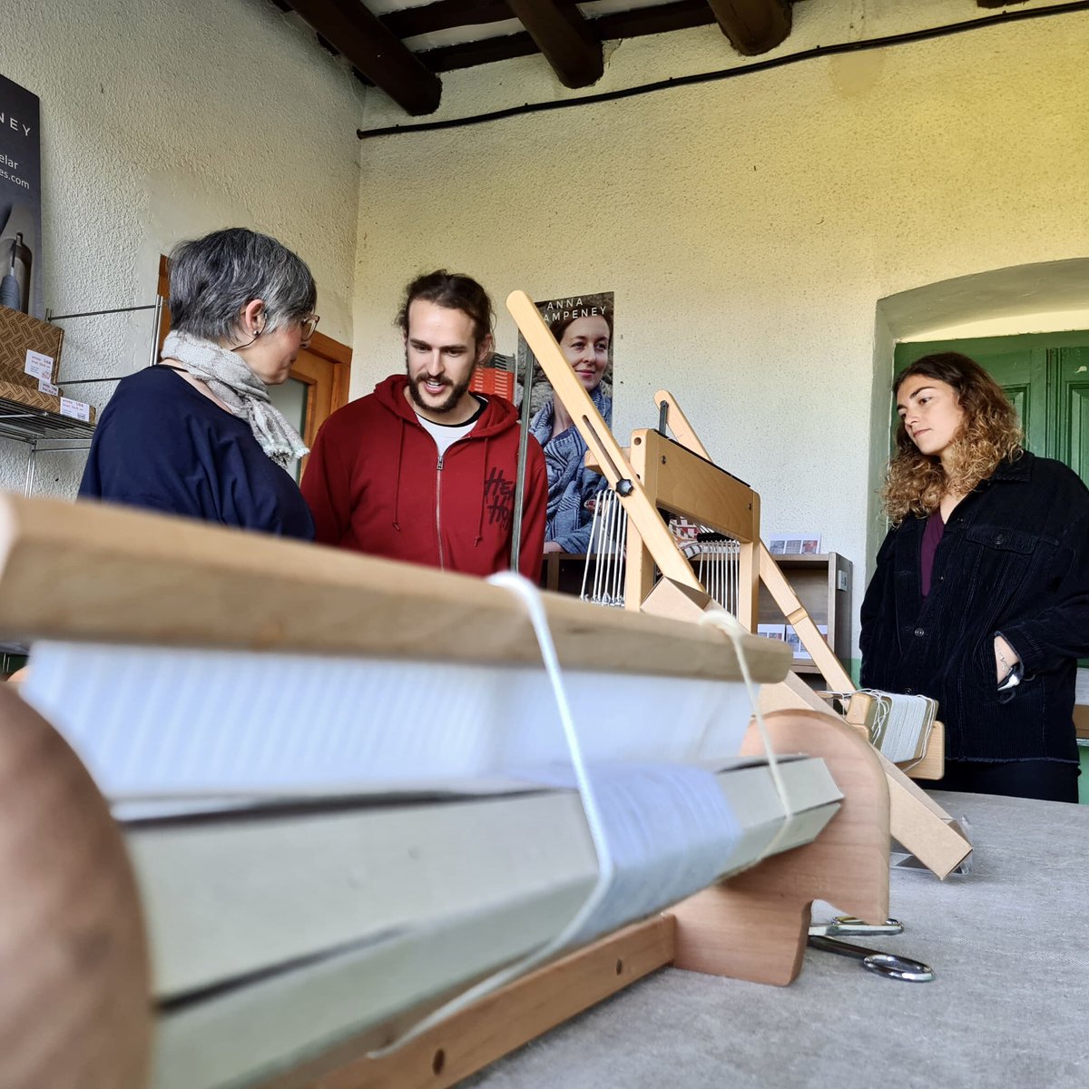 🎨 Trobada d’artistes de la Vall del Llémena a #Cartellà en motiu del dia de l’art. Talent, pintura, escultura i música! Gràcies <a href="/AteneuCartella/">Ateneu Vall Llémena</a> per la vostra iniciativa i organització! #SantGregori