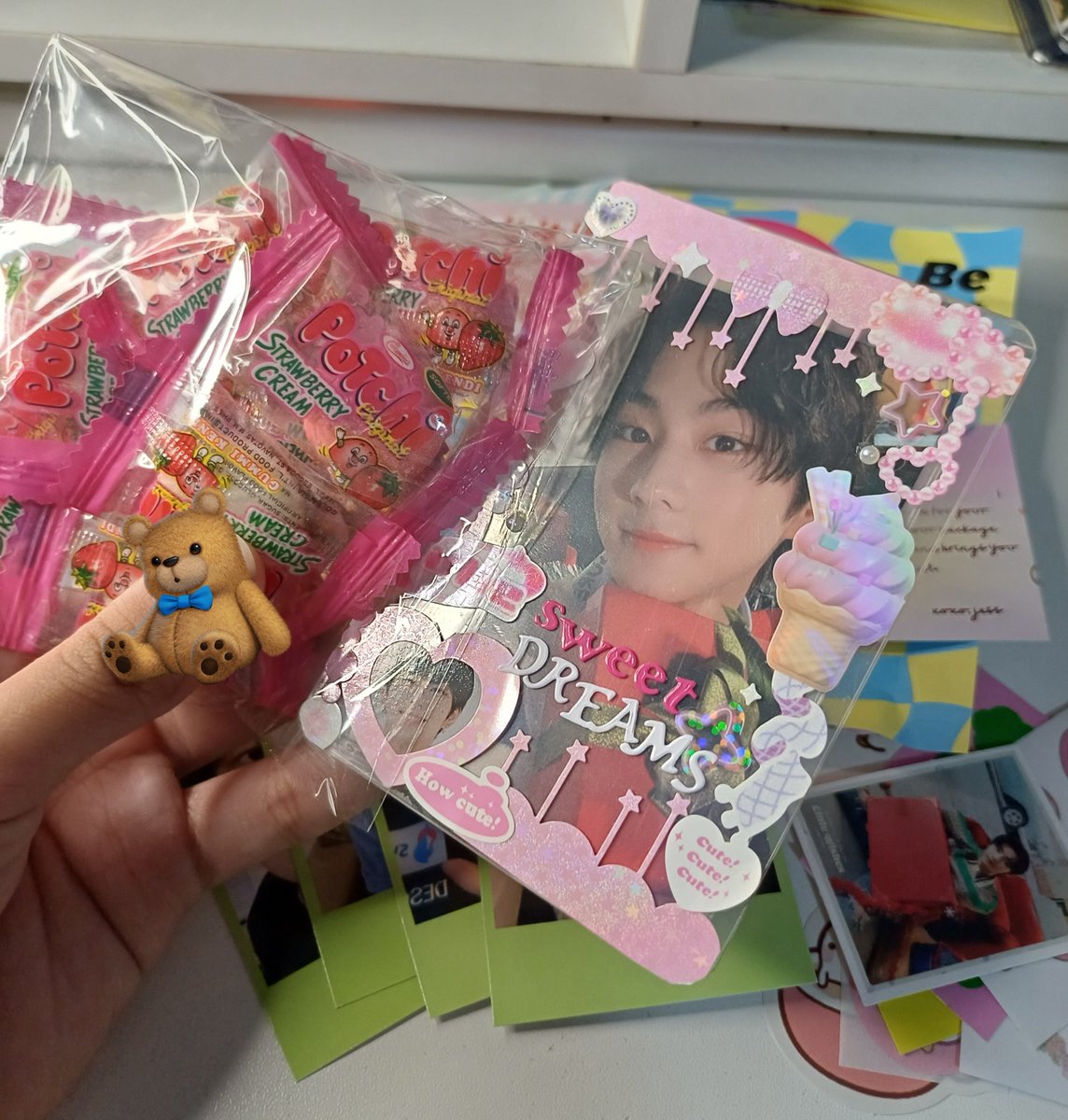 yjwboutique's tweet photo. 💌🍡 - #fromjess #mailformiya 

hii @jakahmail ! my deco toplo came home safely today 🥹 tysm foe this cutie dagdag sparks toplo and the freebies with it 😭 ty as well for this smooth transac and safe (n cute) packaging ! till the nextt https://t.co/Tl2DmANP6M
