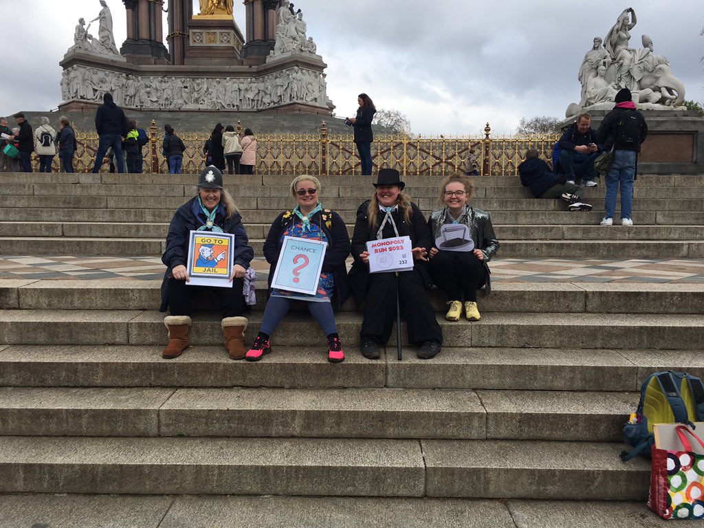 9thChadHeath's tweet photo. Albert memorial now
#Goldleague
#RoyalAlbertHall #Picture21
#MR23-232
@monopoly_run
#monrun23 #MR23 #monopolyrun https://t.co/K6wzrjoao2
