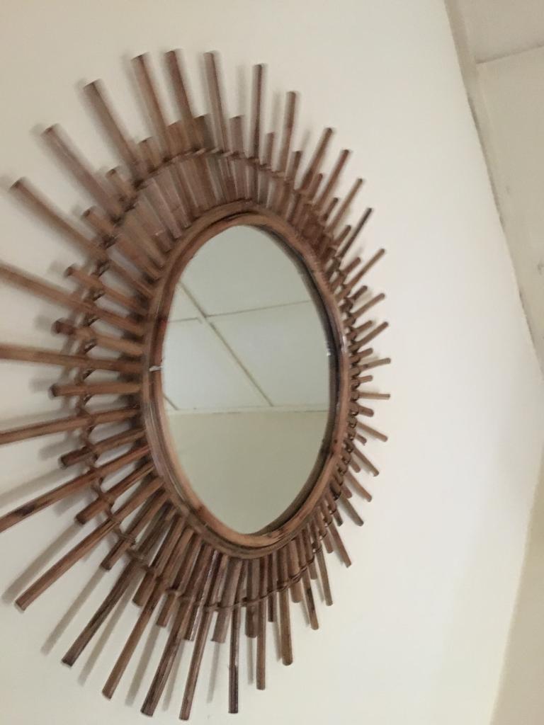 Oy_brands's tweet photo. This piece is a beautiful hand crafted round mirror made from cane/rattan. 
Price- #20000 🇳🇬
Pickup- Ibadan.
Nationwide delivery

Payment confirms Order
All items are handmade❤️

#ibadan #mirror #cane #hakimi #protest https://t.co/GTwhaThrLh