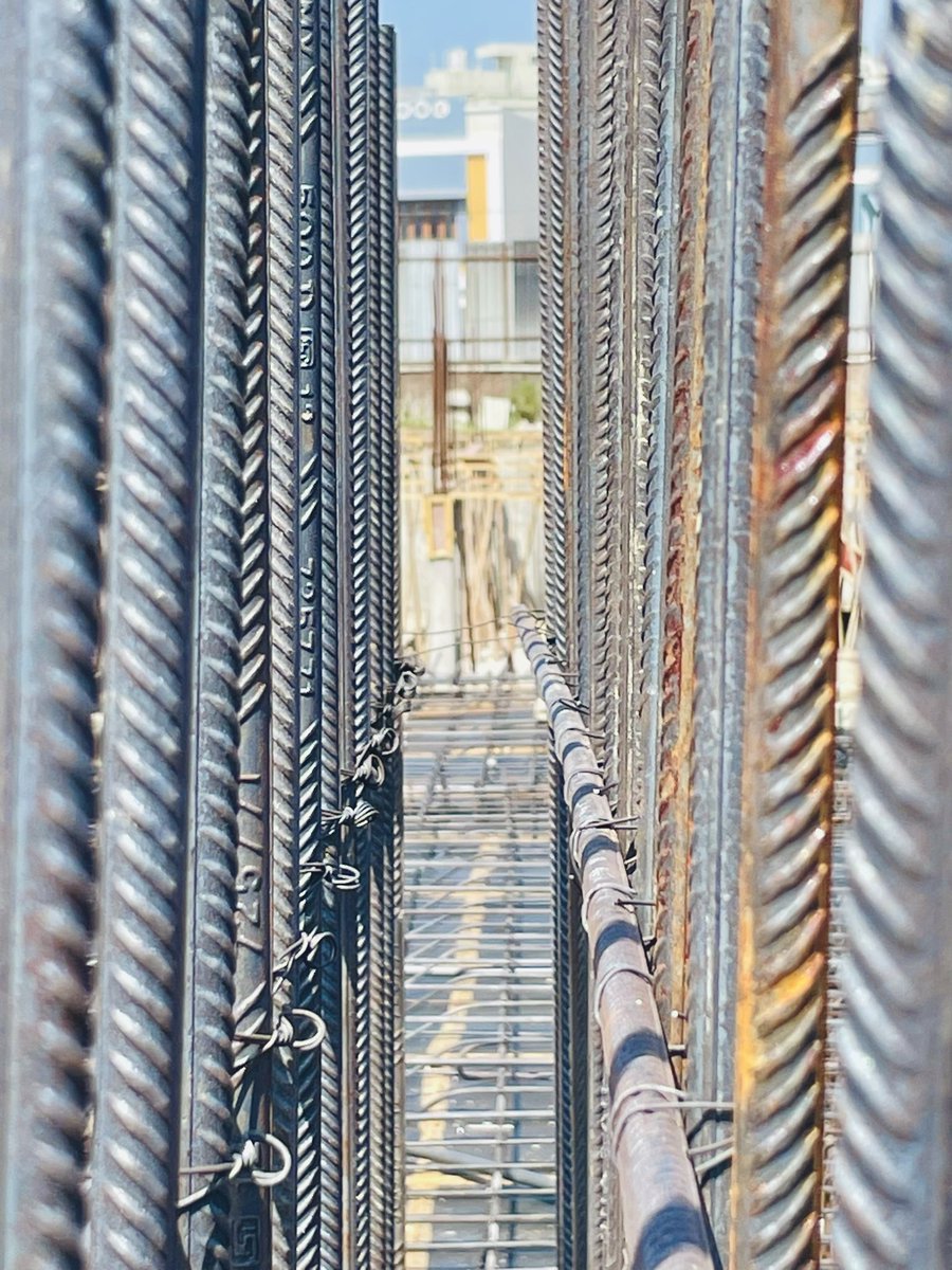 itzz_Kp's tweet photo. “It's not always necessary to be strong, but to feel strong.” 

• Position And Uniformity 🏗️

#ultimacrest #kgp #eliteunits #limitededition #steeldetailing #steelposition #engineering https://t.co/gqmjX6hkJr