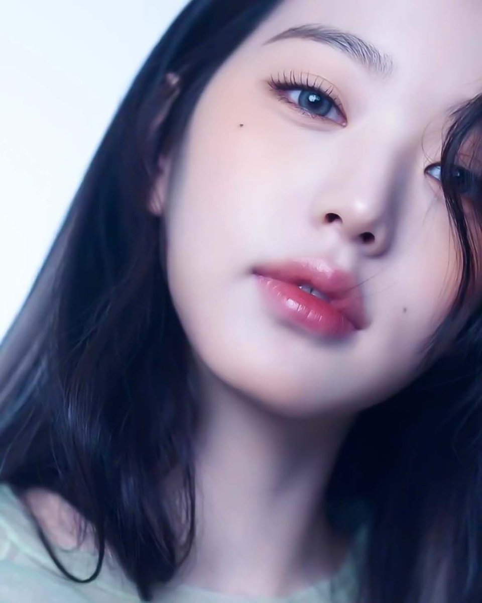 102JPG_'s tweet photo. 𝐚𝐥𝐥𝐮𝐫𝐞.𝐣𝐩𝐠
230415

#IVE #아이브 #JANGWONYOUNG #장원영 https://t.co/q2tp1X495u