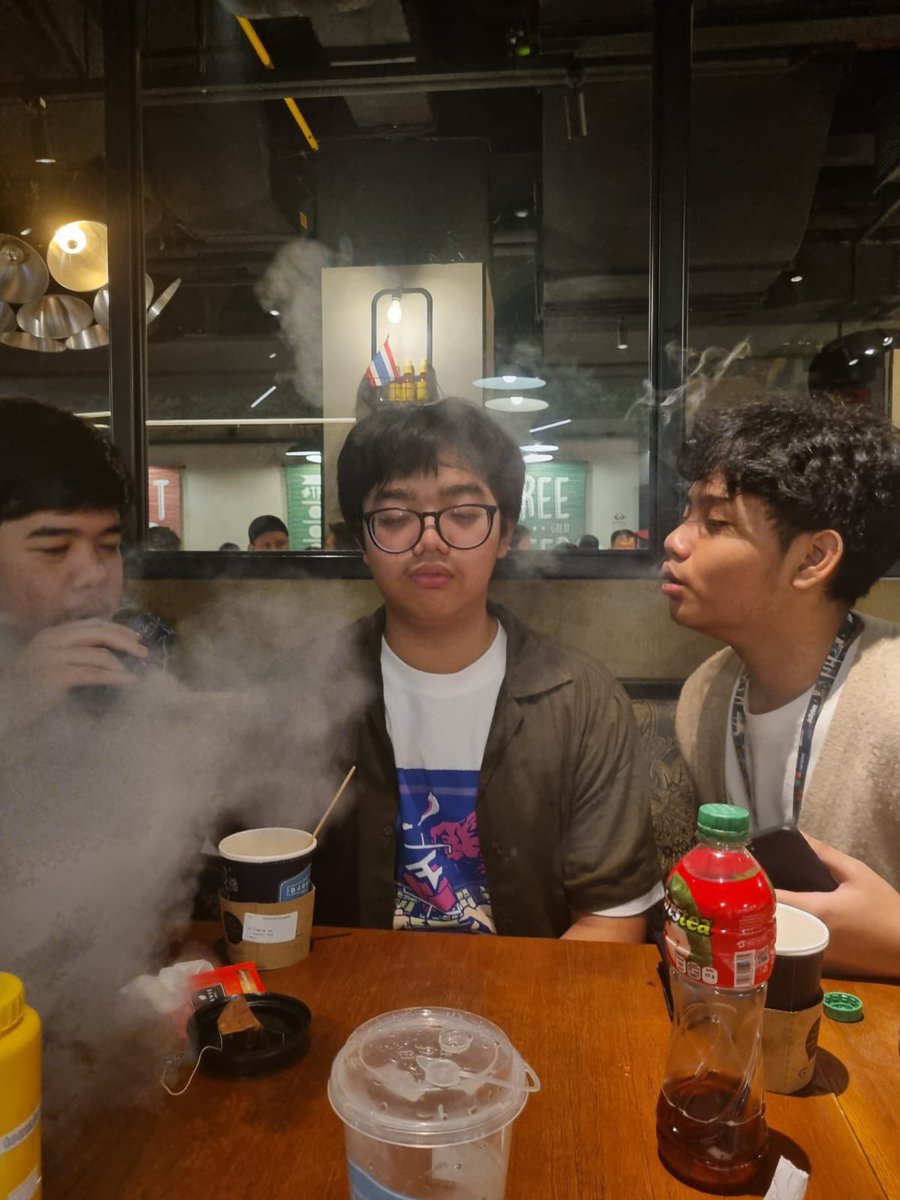 Chyy 💤 tweet media