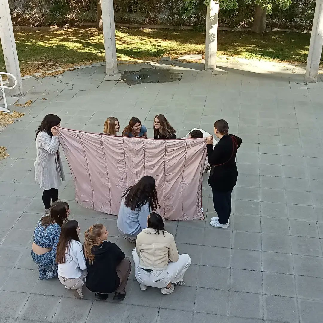 majadajoven's tweet photo. Segundo día del seminario de formación del grupo dinamizador de #TrazandoFuturo2023
#Majadahondajoven
#aprender #compartir #divertirse #participar #implicarse https://t.co/Cpikm8G2b5
