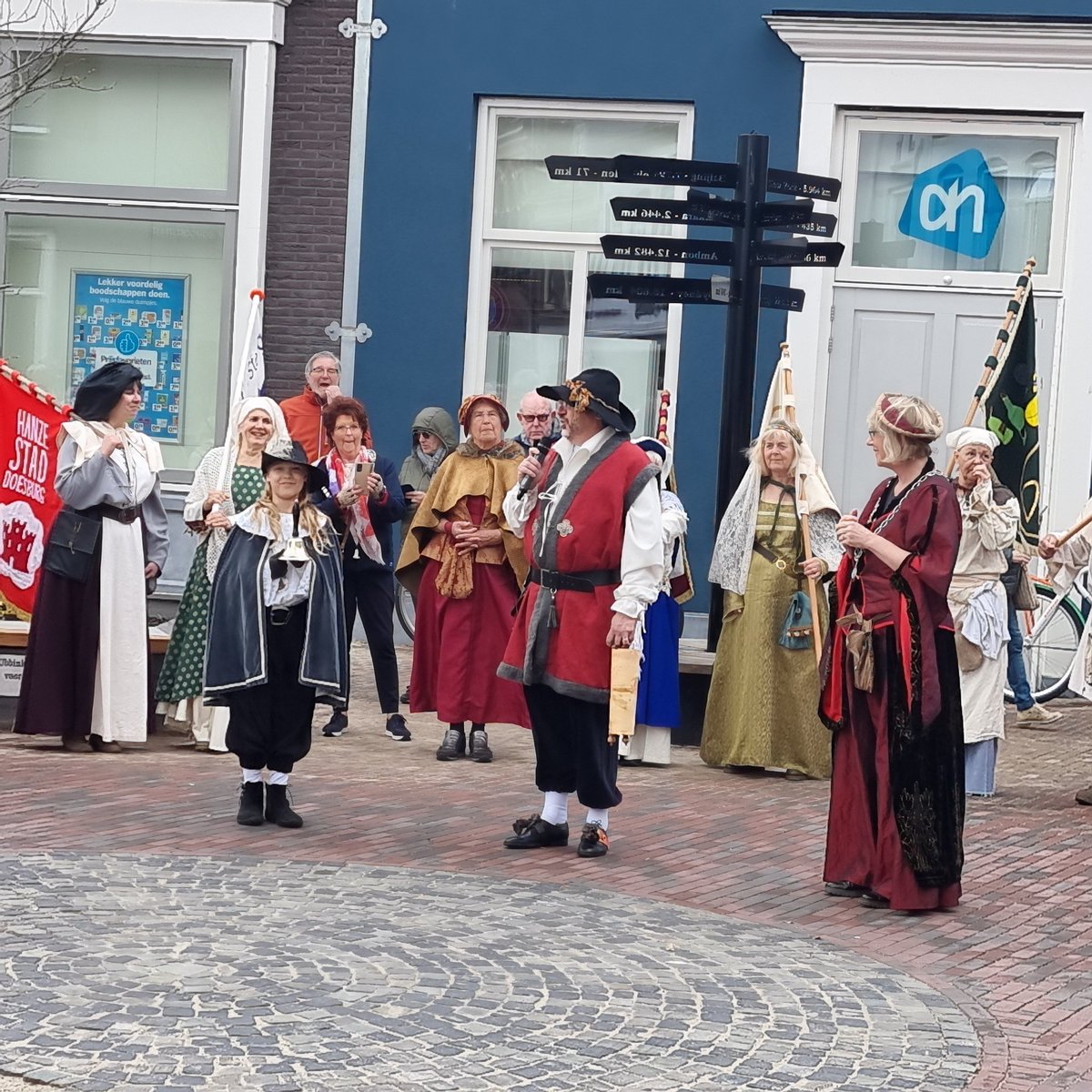 destadspartij's tweet photo. Het Hanzejaar Doesburg 2023  is geopend.  @hanzefeest @Hanzesteden @HanzeTour https://t.co/5ja9KC9aFz