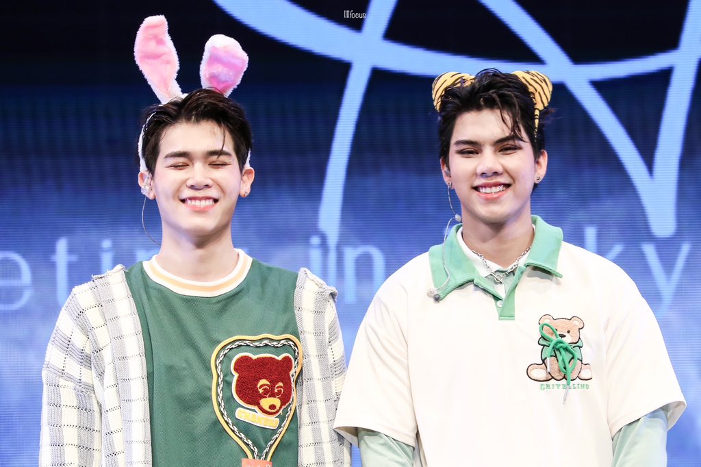 llllfocus's tweet photo. COOL? NO WAY🤣
#SSofLoveinTheAirTokyoFinal
#FortFTS #ComeFortZon
#Peatwasu #CaptainPeat
#Fortpeat
@fort_fts @peatwasu https://t.co/T1emFJ8NA2