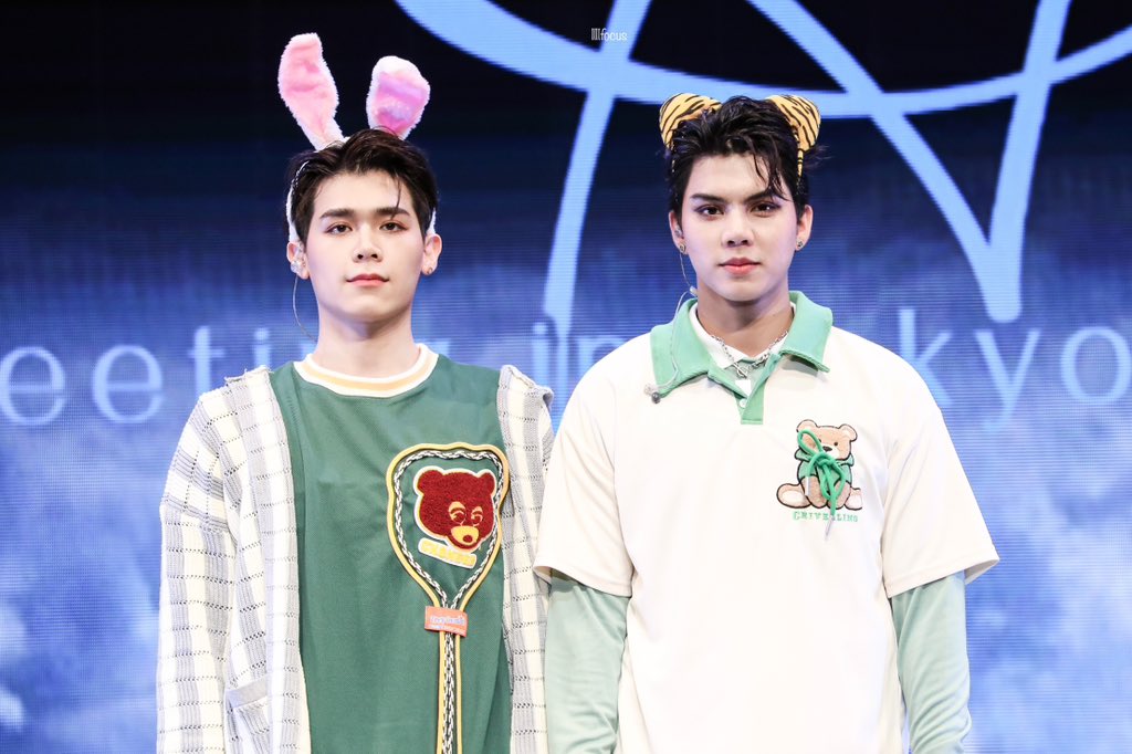 llllfocus's tweet photo. COOL? NO WAY🤣
#SSofLoveinTheAirTokyoFinal
#FortFTS #ComeFortZon
#Peatwasu #CaptainPeat
#Fortpeat
@fort_fts @peatwasu https://t.co/T1emFJ8NA2