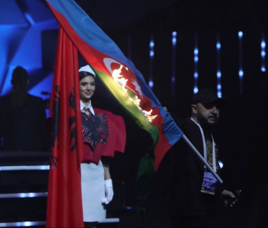amerikansayagi's tweet photo. During the 2023 European Weightlifting Championship opening ceremony in today, the flag was set on fire. This behaviour should be denounced at the highest levels. @iaaforg @CBCOlympics @Paralympics @SpecialOlympics @GlobalAthleteHQ @AthleteAlly

#EWC2023 https://t.co/pnLFUTx3P5