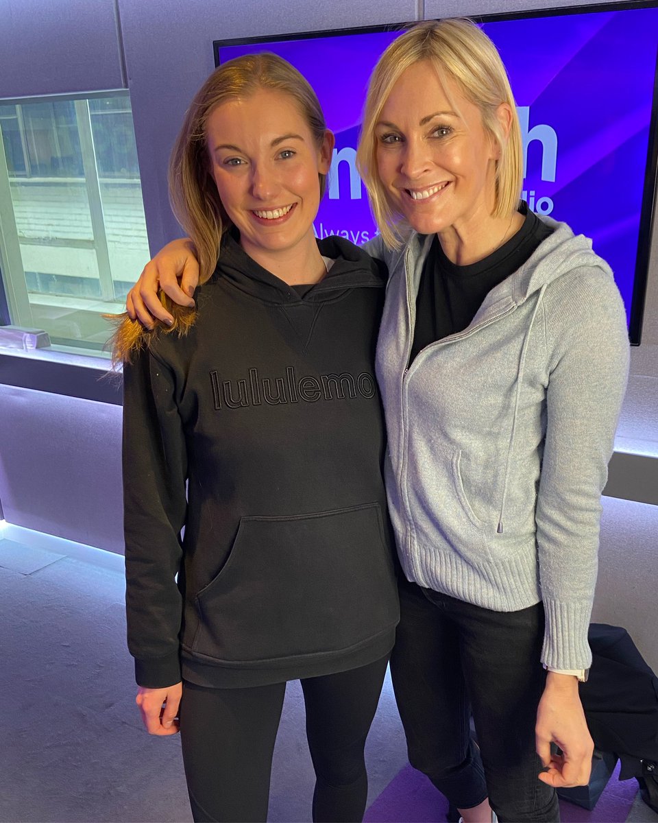 A huge joy to read the news for the lovely <a href="/Jennifalconer/">Jenni Falconer</a> this morning 🏃🏼‍♀️ 

🎙️ <a href="/SmoothRadio/">Smooth Radio</a>