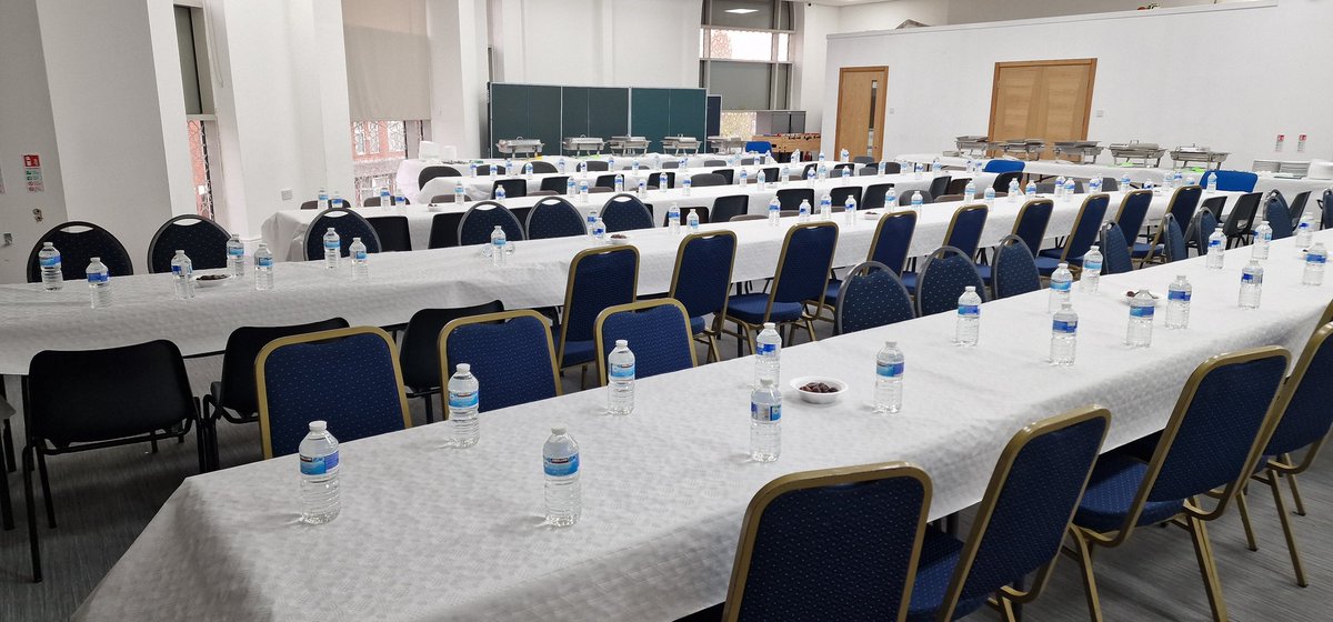 mwartfoundation's tweet photo. #macfest2023 - @MACFESTUK & @KhizraMosque this evening together for the breaking of the fast meal #Ramadan with partners & volunteers @mcrwire @Islamchannel
@QaisraShahraz @MancWorldUK
@FFEUnyc @mwartfoundation
#SpreadHoneyNotHate #manchester #ramadan2023 #iftar2023 #unityiftar https://t.co/gZ79V9dSbo