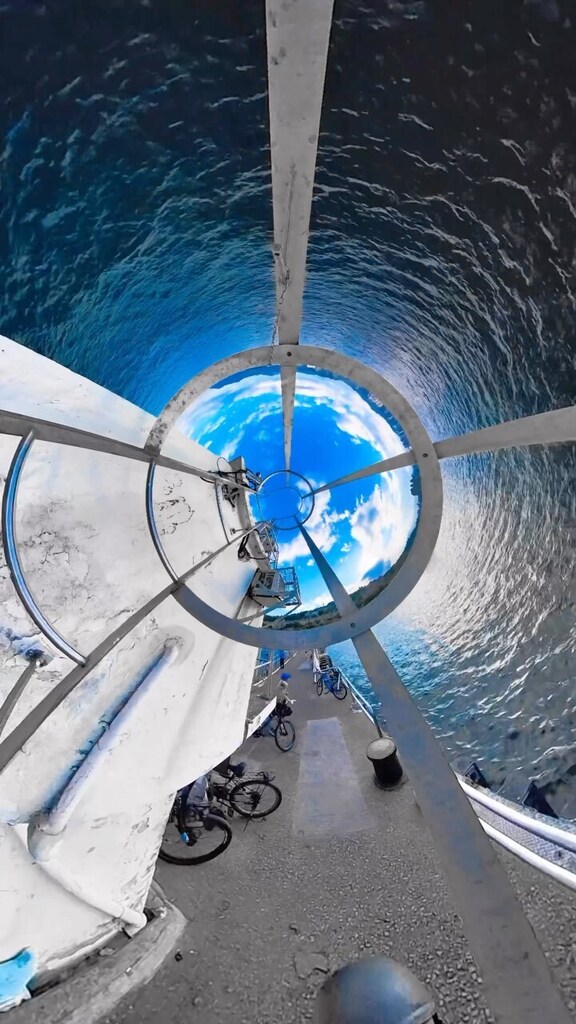 Scription tweet media