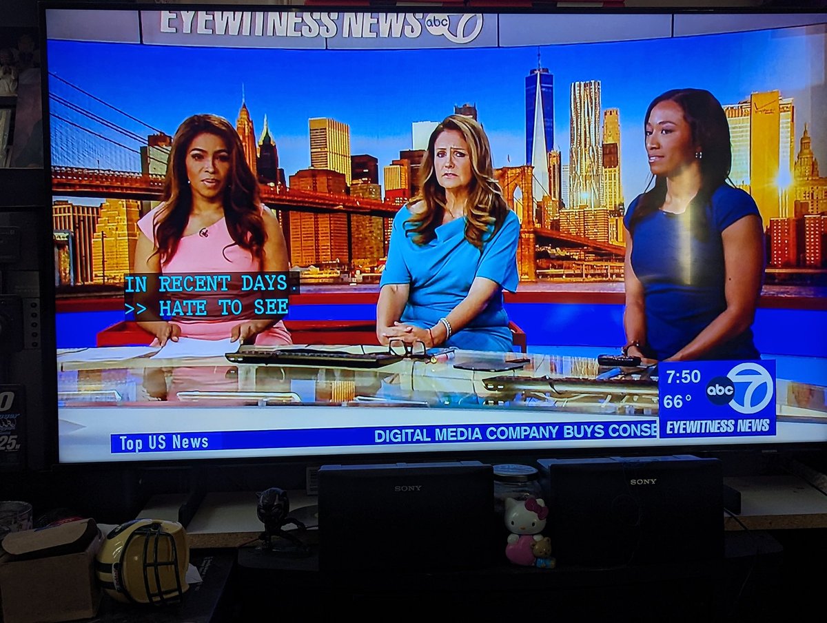 MoGray80's tweet photo. @ABC7NY @ABC7: No shade against @mikemarzaABC7 (miss ur voice💕), but I 💙 when it's #GirlsDayIn my w/ #Girls @mcharlesworth7/ @ToniYates7/@BrittanyBabc7😏🫶🏾👏🏾!  #eyewitnessnews #abc7 https://t.co/HGQ598ibYj