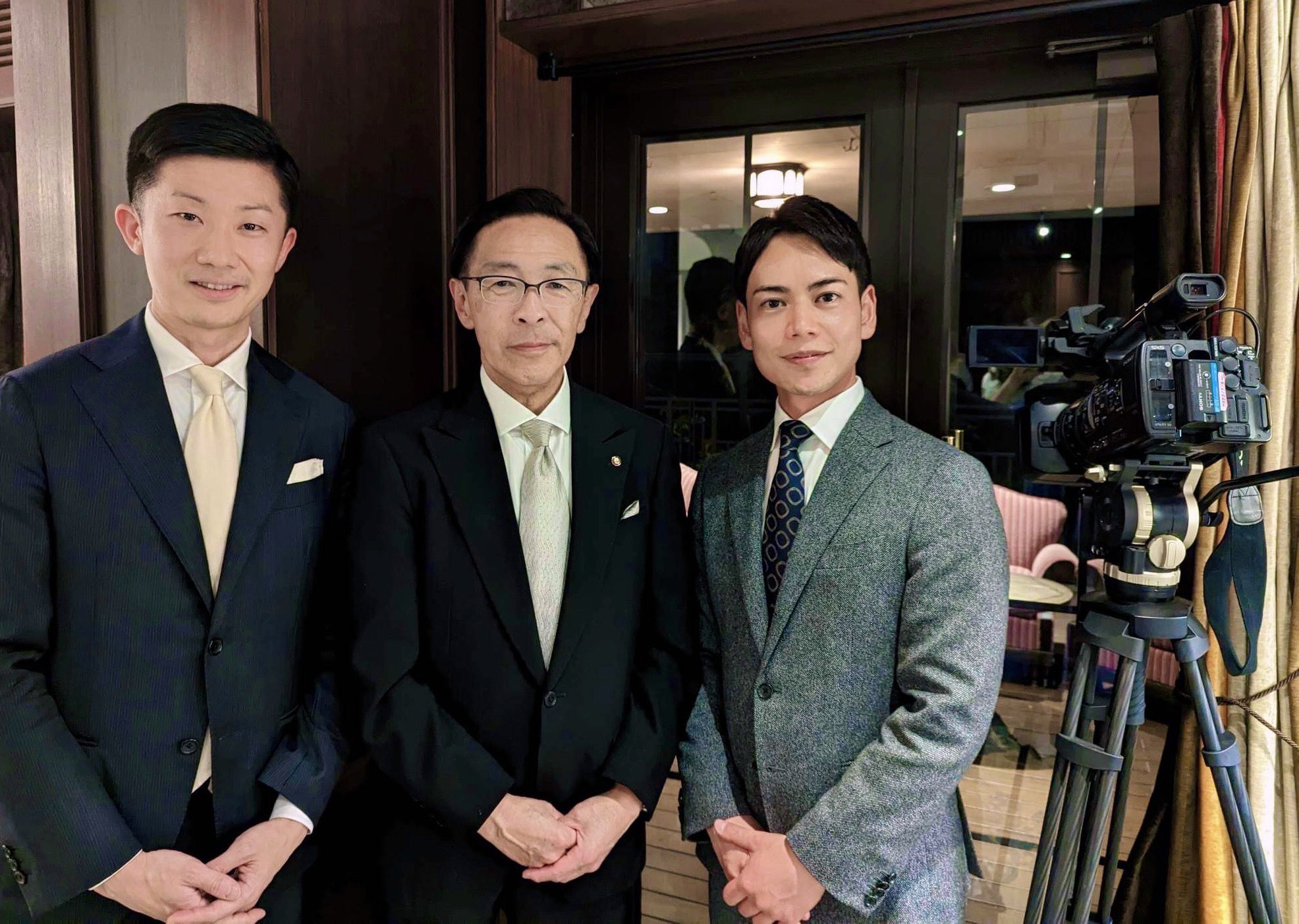 平慶翔の現在は政治家継続？不倫DV疑惑と極秘離婚・都議選結果を徹底追跡
