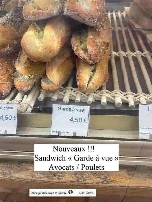 alaingresh's tweet photo. Dans une boulangerie parisienne (merci Lisou) https://t.co/t0nNpHR4K5
