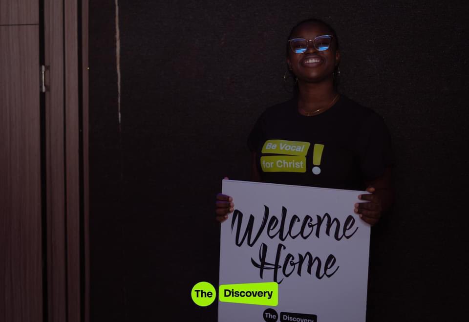 thediscoverybdj's tweet photo. The Discovery, Bodija had its inaugural service last week Sunday and our guests were welcomed by these beautiful faces of members of the greeters team 🤩

#TheDiscovery #TheDiscoveryBdj #InaugurationService #WallsandBridges https://t.co/VCT1ivzqUN