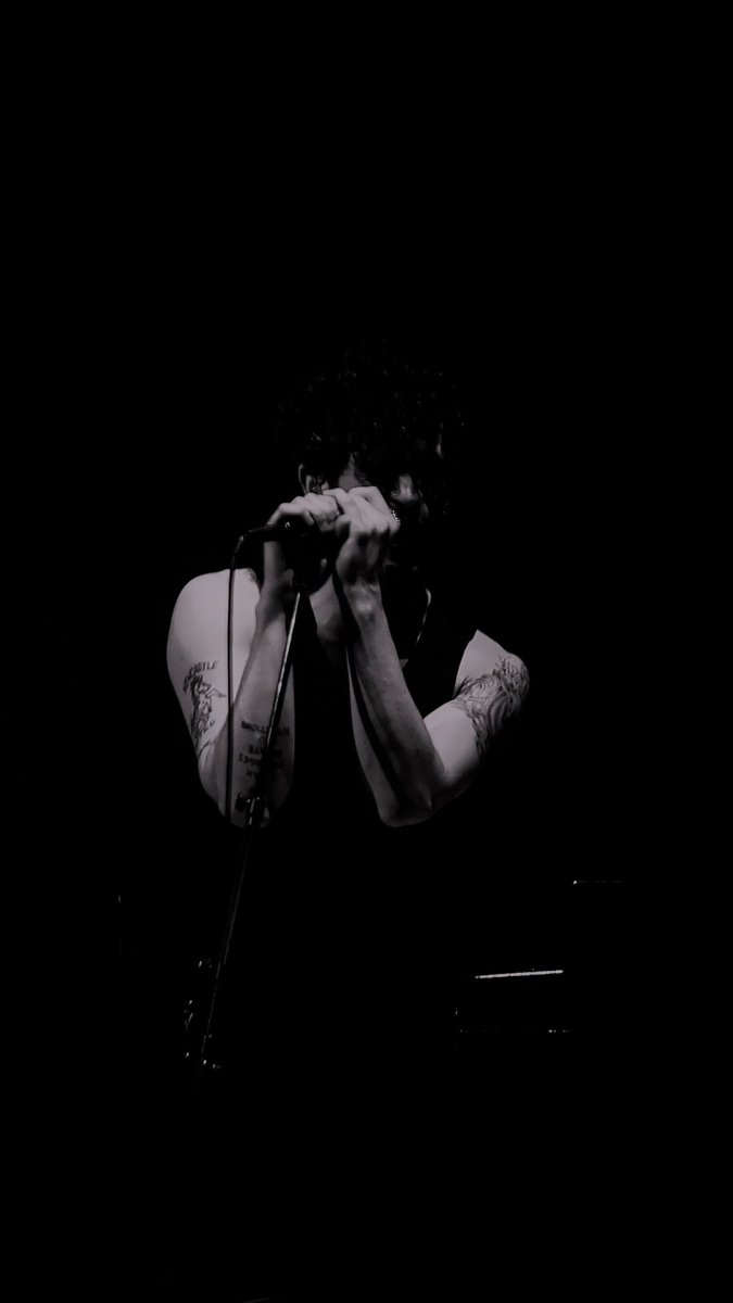 _lexusknight's tweet photo. I’ll leave these here @the1975 https://t.co/plo0imVx7m