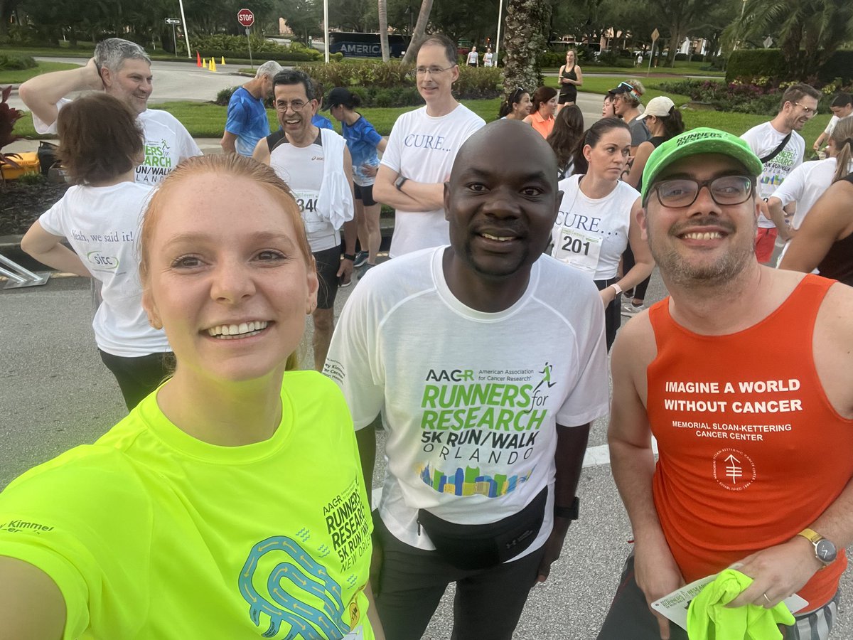 So proud of my @sitcancer, @sitcancerECS and #AACRAMC colleagues and friends for their commitment to health (and cancer research)! Congratulations on a great race! #AACR23 #Runners4Research #CuresTogether