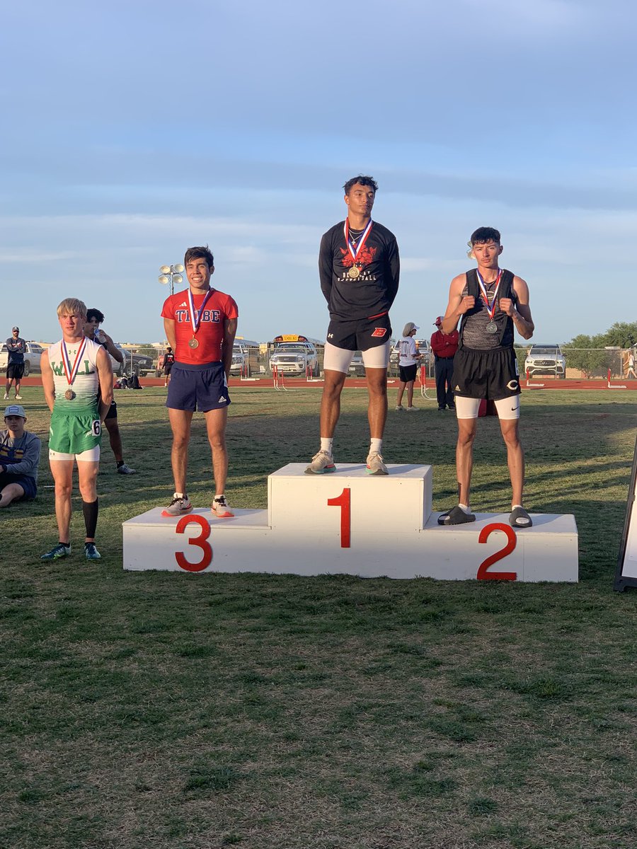 Congratulations Kameron Barrera for advancing to the area meet! 
400 - 2nd