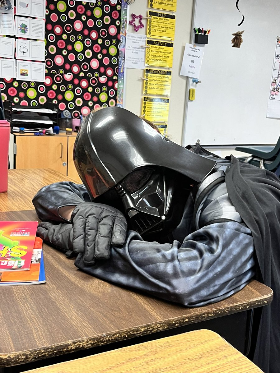 HeidiHarris74's tweet photo. Darth Vader is back again to train Jedis to conquer the STAAR test. I love when learning is fun! #ACMFalcons #RISDBelieves #sciencerocks #STAARWars https://t.co/Dx3gDIlcUb