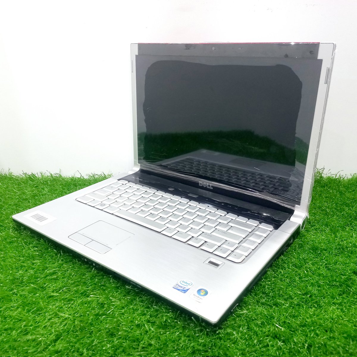 ITZONEELCTRONIC's tweet image. Dell XPS 1530 Laptop 
Intel Core 2 Duo Processor 
4GB Ram
320GB Storage 
15.4 inch Screen 
Contact 0326 5974741 
.
#dell #itzoneelectronics #delllaptop
#dellxps #techreels #technology #laptoplifestyle