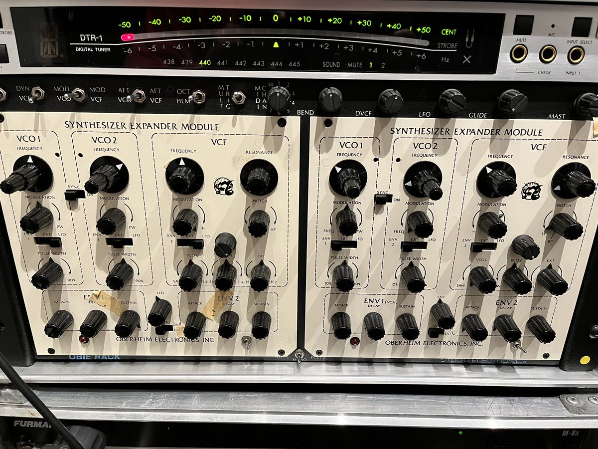 altphonic's tweet image. これを、これにて弾き直す
作業。

実機はかなり太い。

#oberheim
#studioelectronics
#松浦雅也