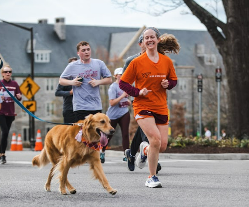 StudentsAtVT's tweet photo. Today is the 3.2 Run in Remembrance.🧡❤️ Hokies join together to reflect, remember, &amp; support one another as we honor the 32 vibrant lives tragically taken from us in 2007. 

Seeing the Hokie Nation come together as one is what makes our community so strong.🦃 #VT32Run https://t.co/zuBWVhxIUA