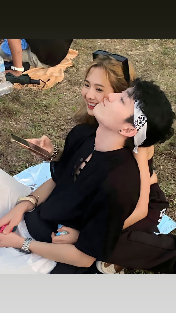 CrisJeonTae1's tweet photo. Yung ganitong relationship
lng please.🥺🧡

@KarlLimpin @MahaliaElka https://t.co/SQ3UjPlGNC