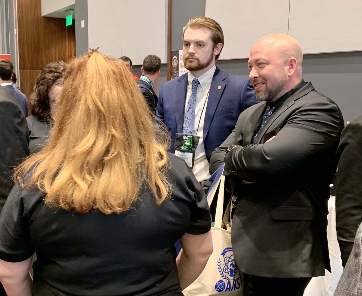 y12nsc's tweet photo. Weโre back at the #ANS2023StuCon Career Fair today! Also, join CNS at 11:50am for a lunch and learn on the value of nuclear engineers in national security. #ANSstudent @UTANS @ANS_org @ans_ymg https://t.co/SpeaZCjpwc
