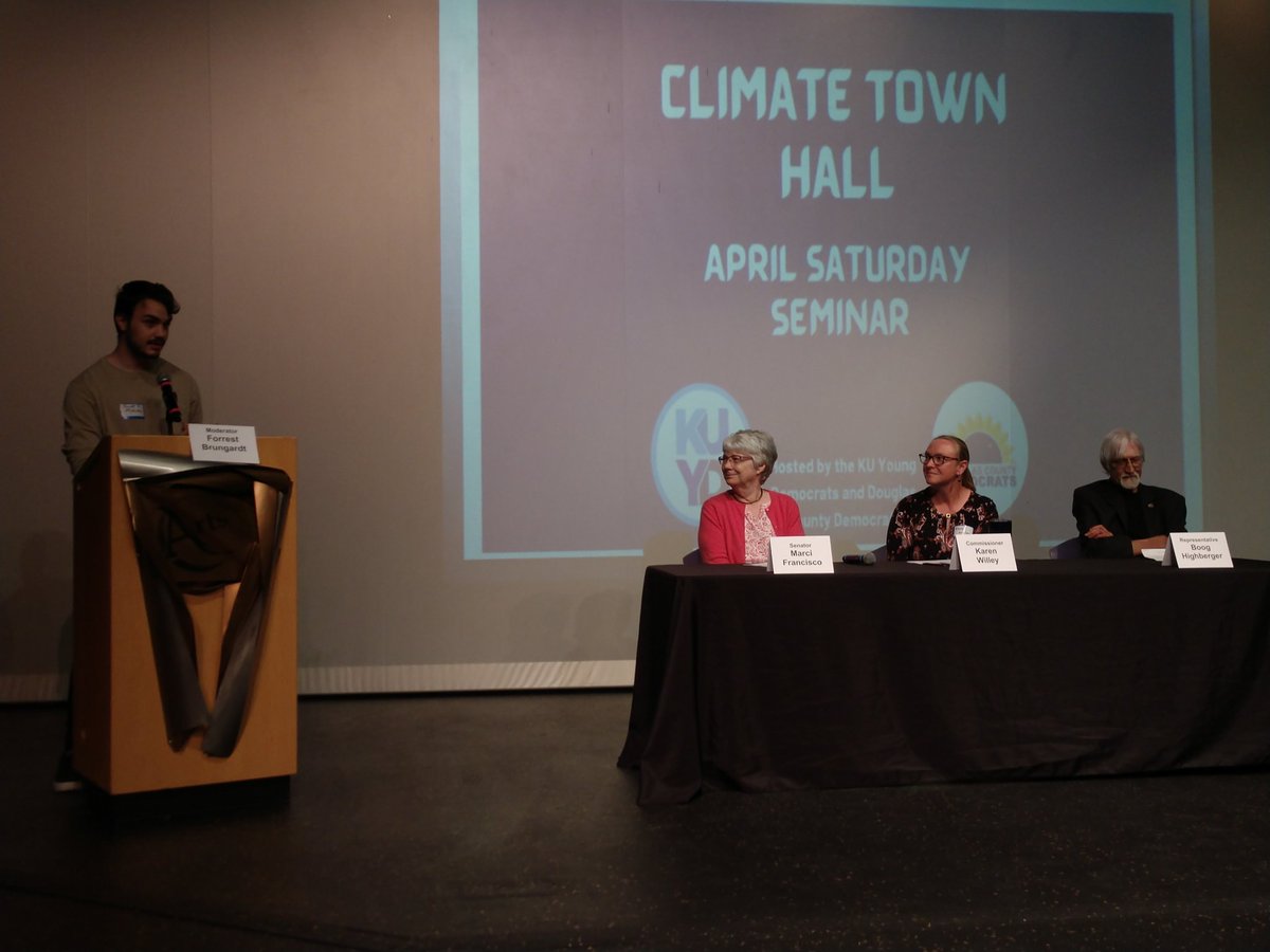 calebcorrell's tweet image. Thank you @KUYoungDems to hosting the @DgCoDems Climate Town Hall! We are lucky to have elected officials who recognize climate change is real and are working on policies to mitigate it's effects! #ksleg