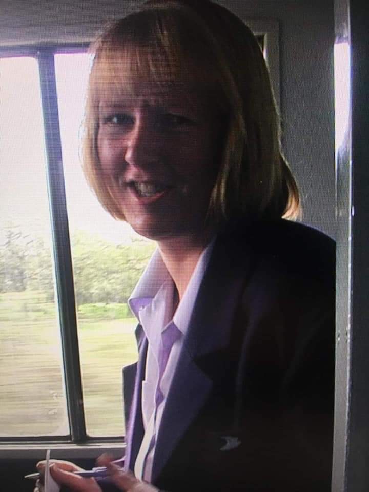 cheshirejock's tweet photo. met this fantastic friend 32 years ago on our first day in the railway industry. Seems like it was only last week #railwayfamily #womeninrail https://t.co/WKxpeBAhkm