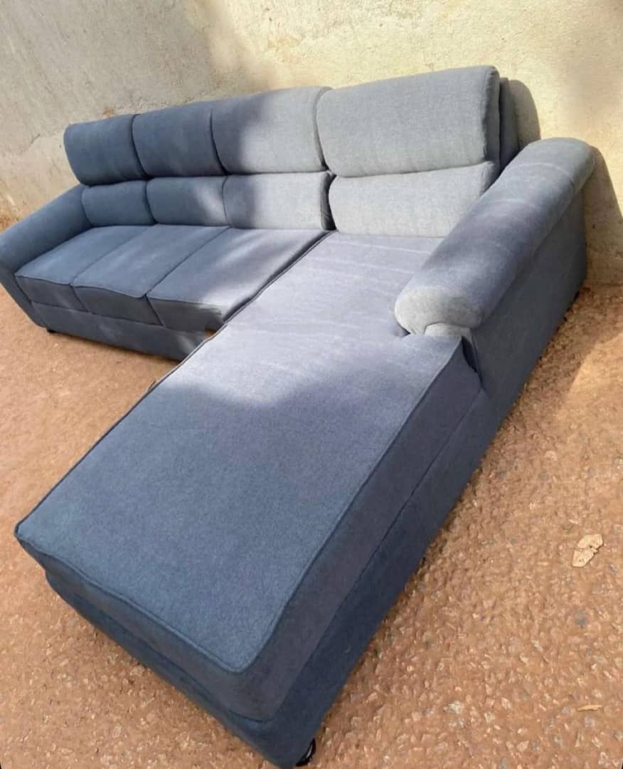 Primah_NK's tweet photo. The right furniture can make all the difference in your home.
Get yourself these beautiful sofas at affordable prices and make that difference in your living room☺️
Kindly DM/Whatsapp/call me on 0703601872 https://t.co/ETmyMhkIvT