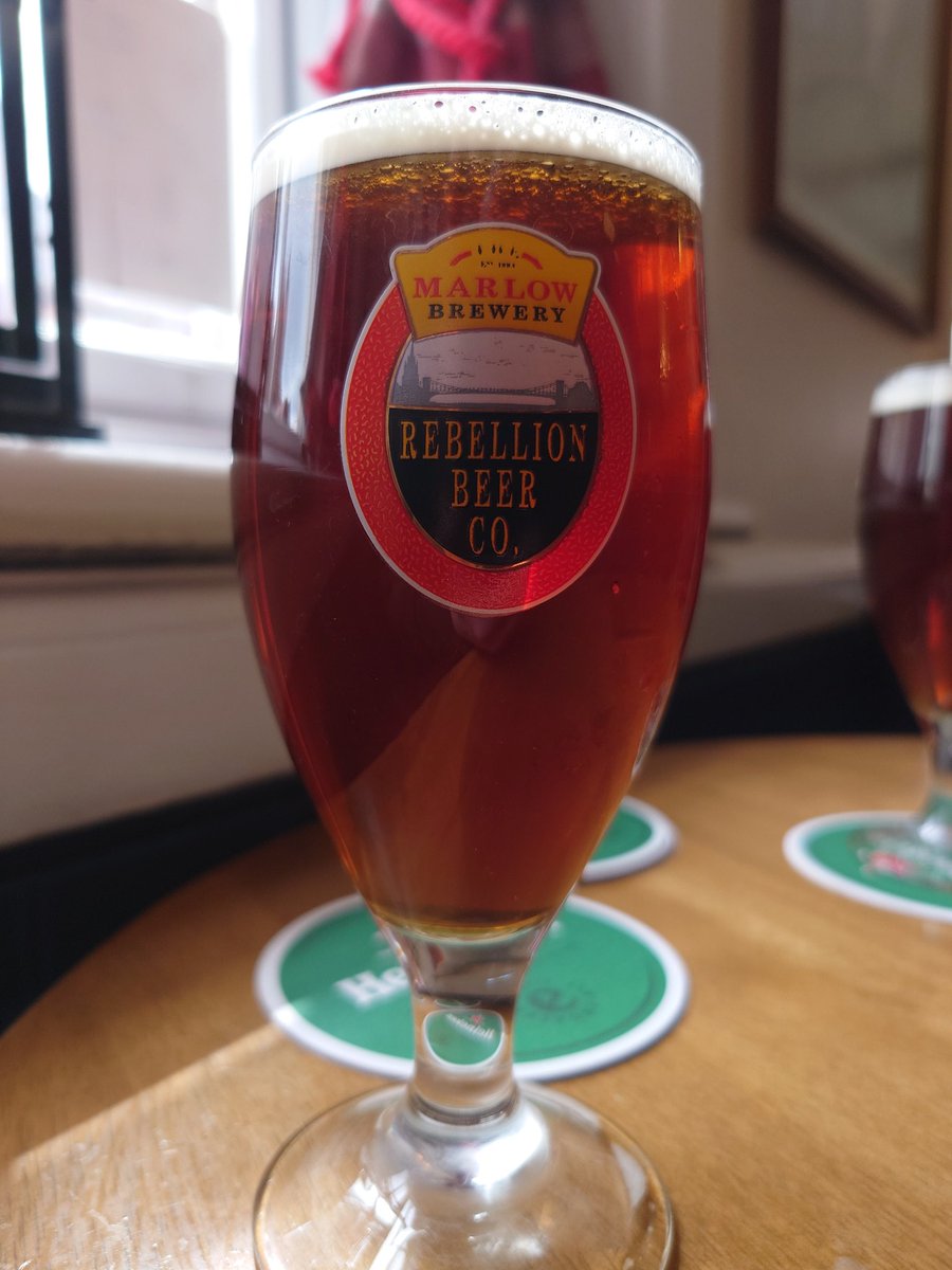 dpgregory's tweet photo. Twelfth beer on the @ReadingCAMRA ale trail @FalconTheale. @otterbrewery Otter Ale https://t.co/fFvM1OokI2