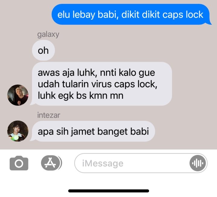 regallsc's tweet photo. 05.
maaf ya di sini ada kesalahan. harusnya “woi zar, gimana caranya ibu lo ngebujuk mama gue?” https://t.co/1pzVgSZb9t