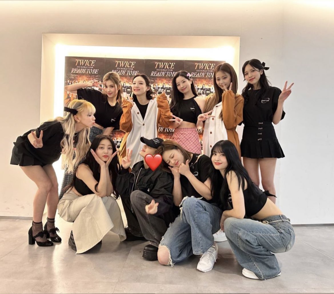 TWICE WITH SOMI 🥹🫶