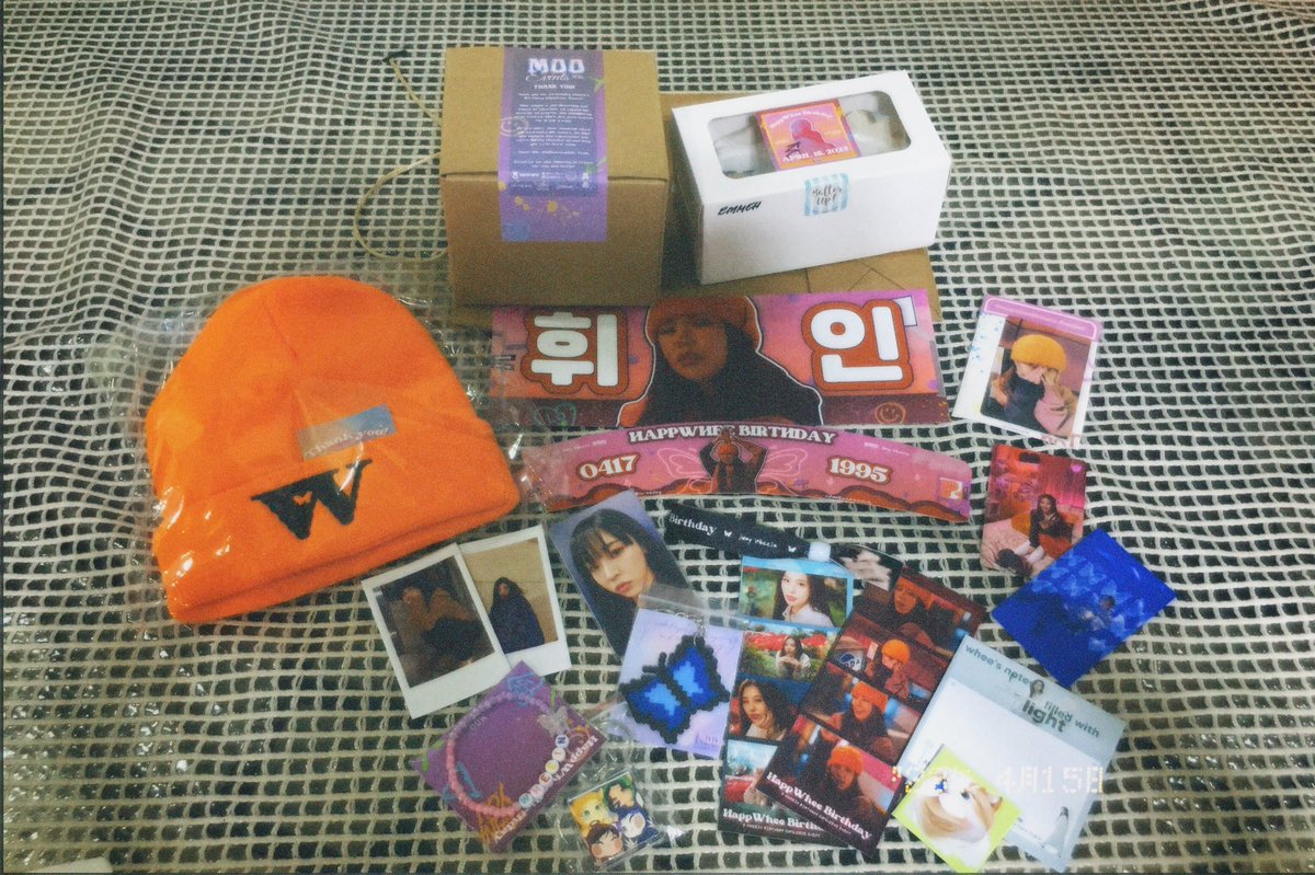 morezer0's tweet photo. Day well spent! 

Thank you again, @fallingstar0619 for that lucky spin sa roleta hahaha 🫶🏼

Also, thank you space fam, tita @iheart_wheein , and @MooEventsMNL for this event. Solid CSE! One for the books. Unto the next event. 🤟🏼

#MooEventsMNL #HappWheeBirthday 
 #휘인 #WHEEIN https://t.co/FG1YtBt2LC