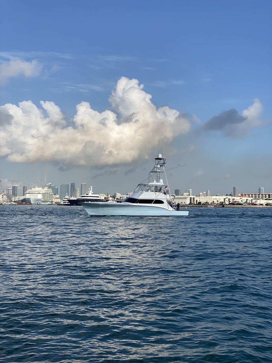 Team Quantified with <a href="/JustinHerberts/">Herbert’s Burner ³⚡️</a> and <a href="/StoneColdJones/">Chris Jones</a>  heading out of Miami Beach Marina to get ready for the start of #FritosTheCatch 
<a href="/TheSFC_official/">Sport Fishing Championship (SFC)</a>