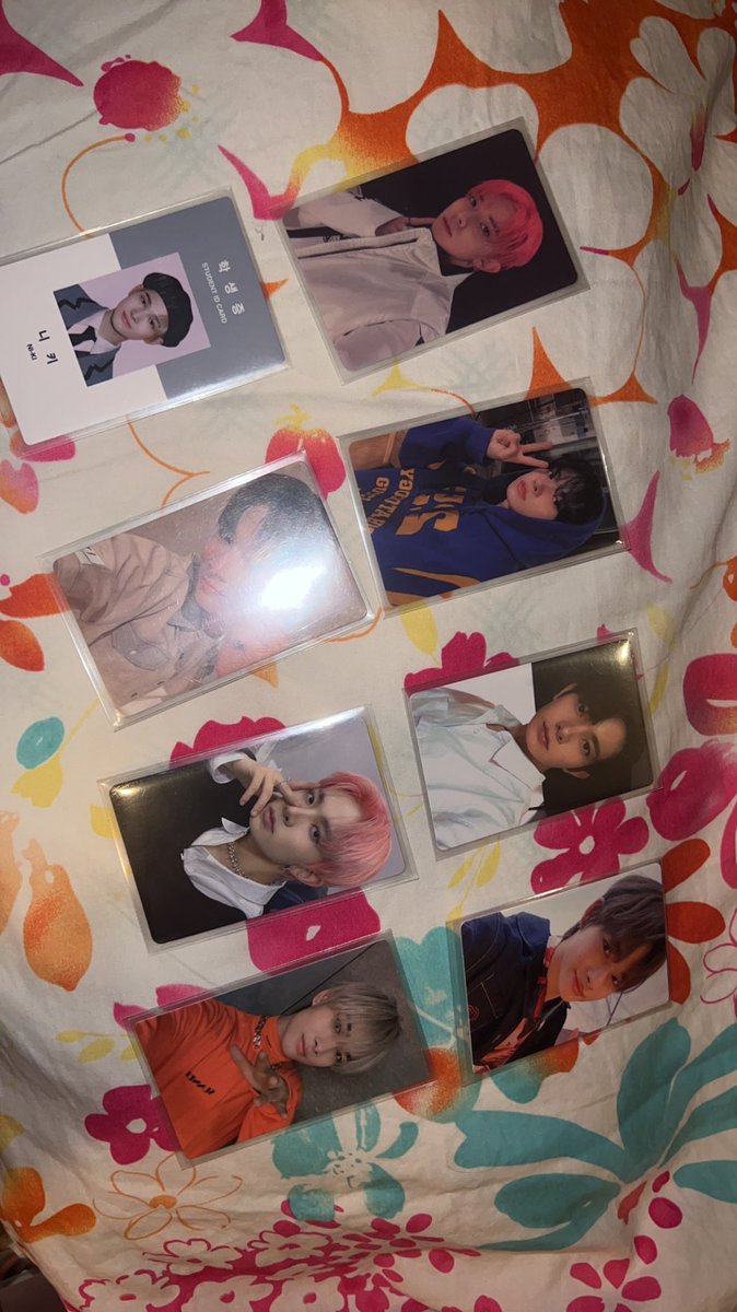 kwndia's tweet photo. wts lfb ph 

enhypen pcs for sale
can tingi

please dm me for more info such as prices!! can negotiate also 

help rt!! https://t.co/jtImKX8H7P